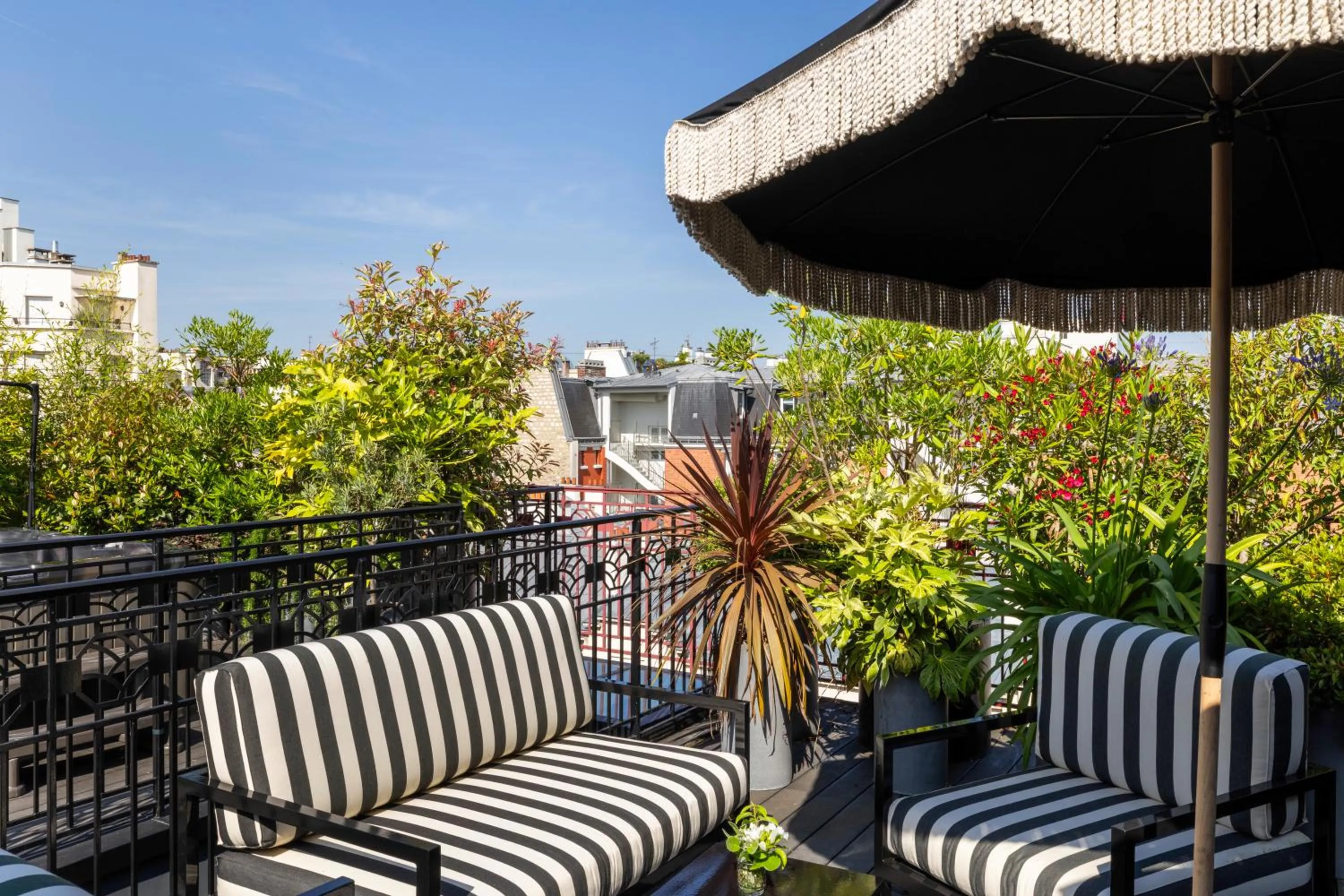 Balcony/Terrace in Hôtel Félicien & Spa