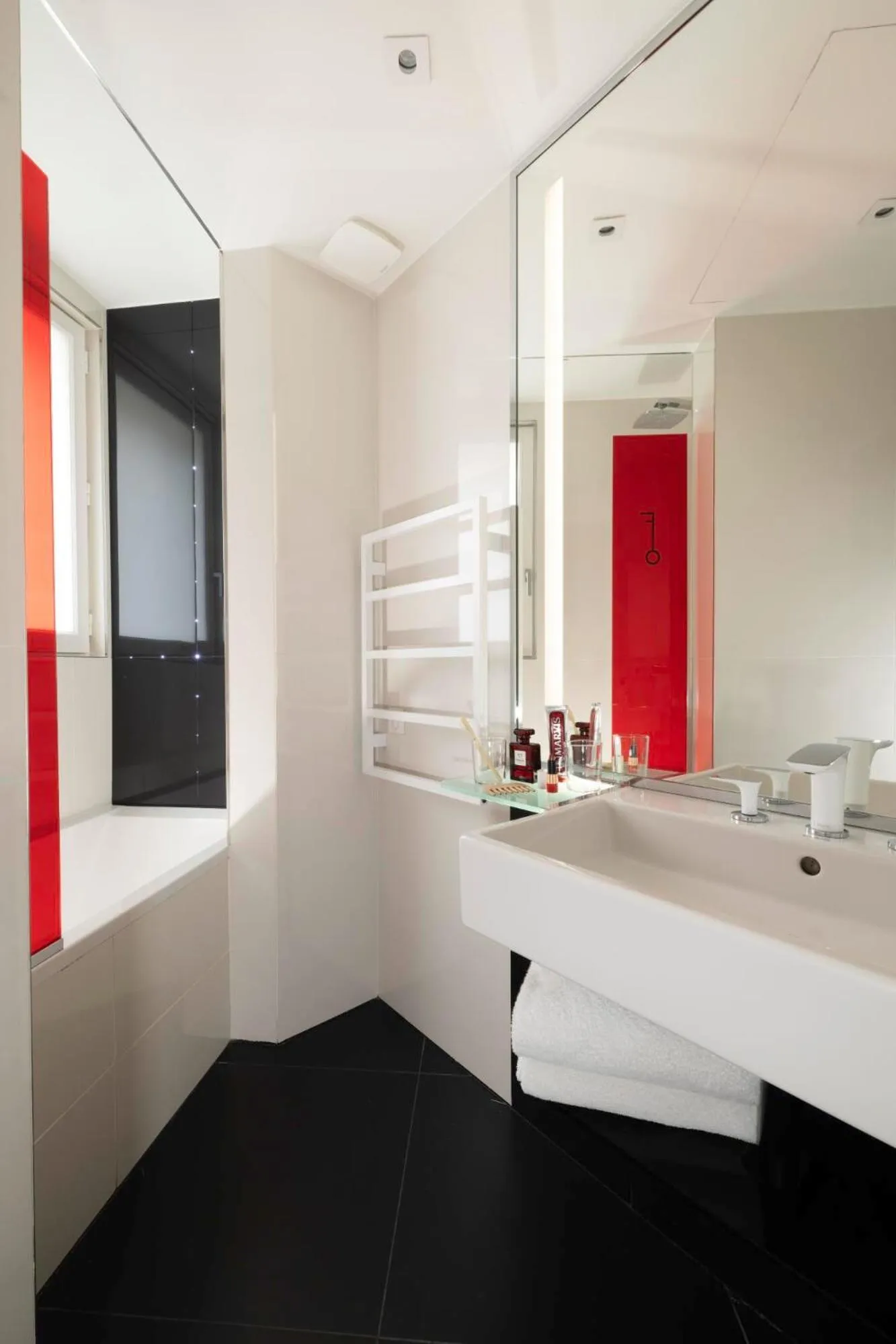 Bathroom in Hôtel Félicien & Spa