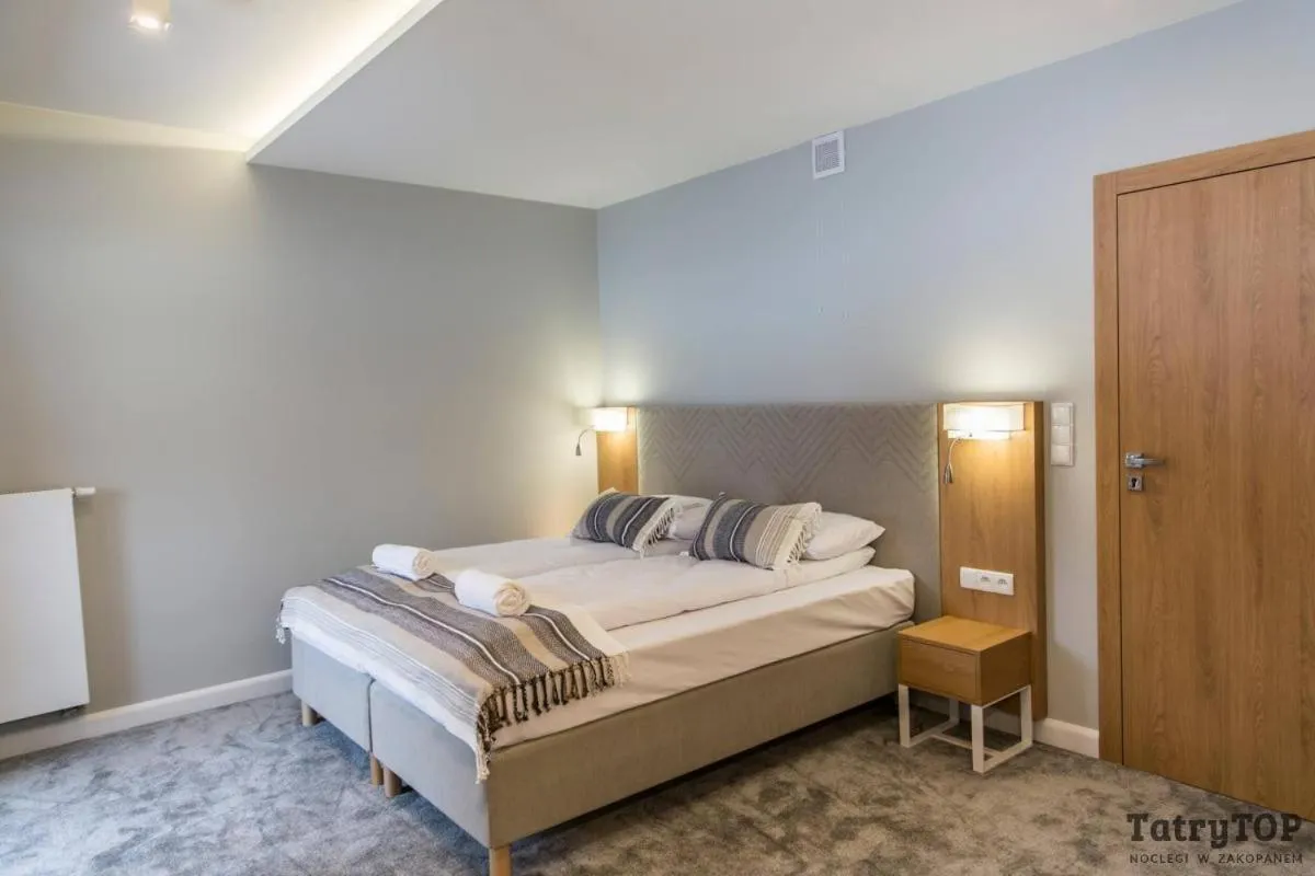 Bed in Royal Hill Residence