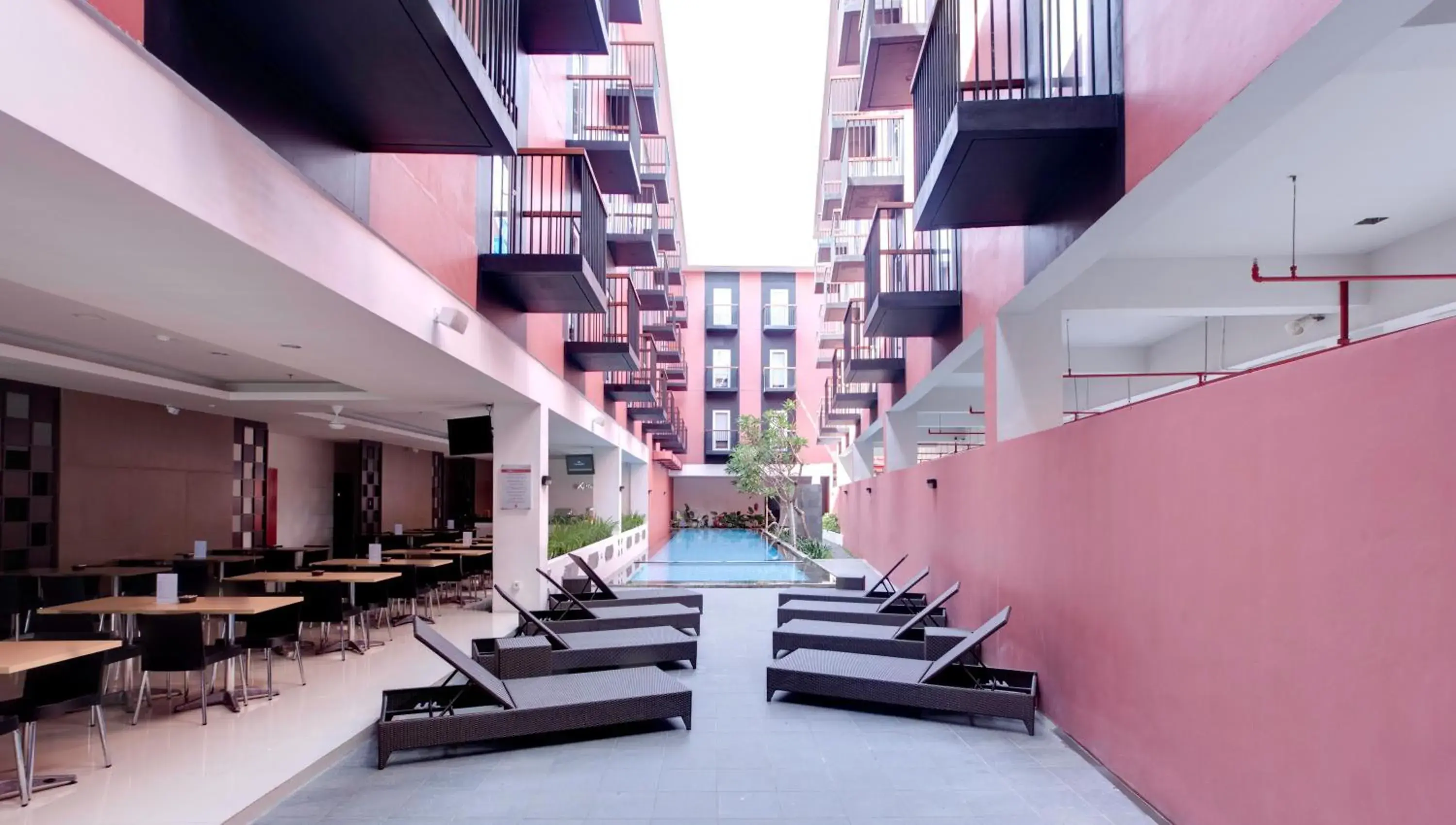 Restaurant/places to eat in Amaris Hotel Pratama Nusa Dua Restaurant/places to eat in Amaris Hotel Pratama Nusa Dua