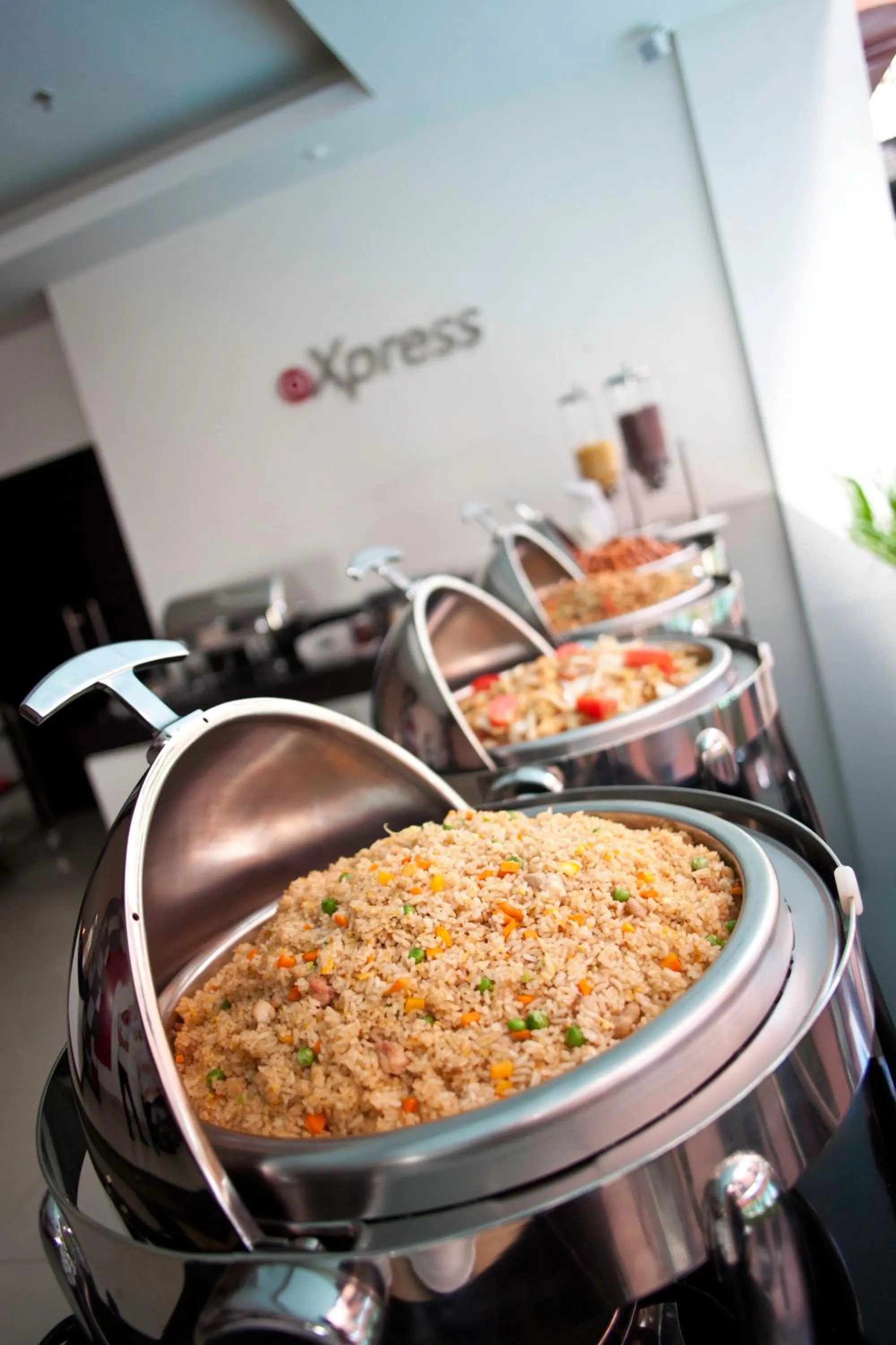 Food and drinks in Amaris Hotel Pratama Nusa Dua