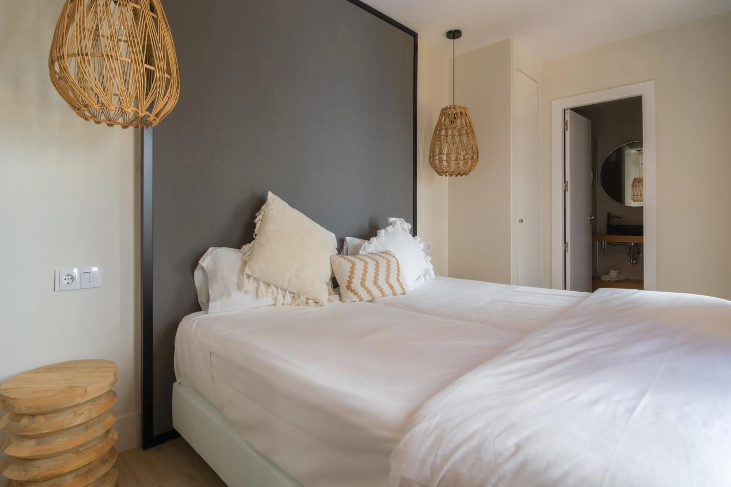 Bed in Apartamentos Magna Sevilla