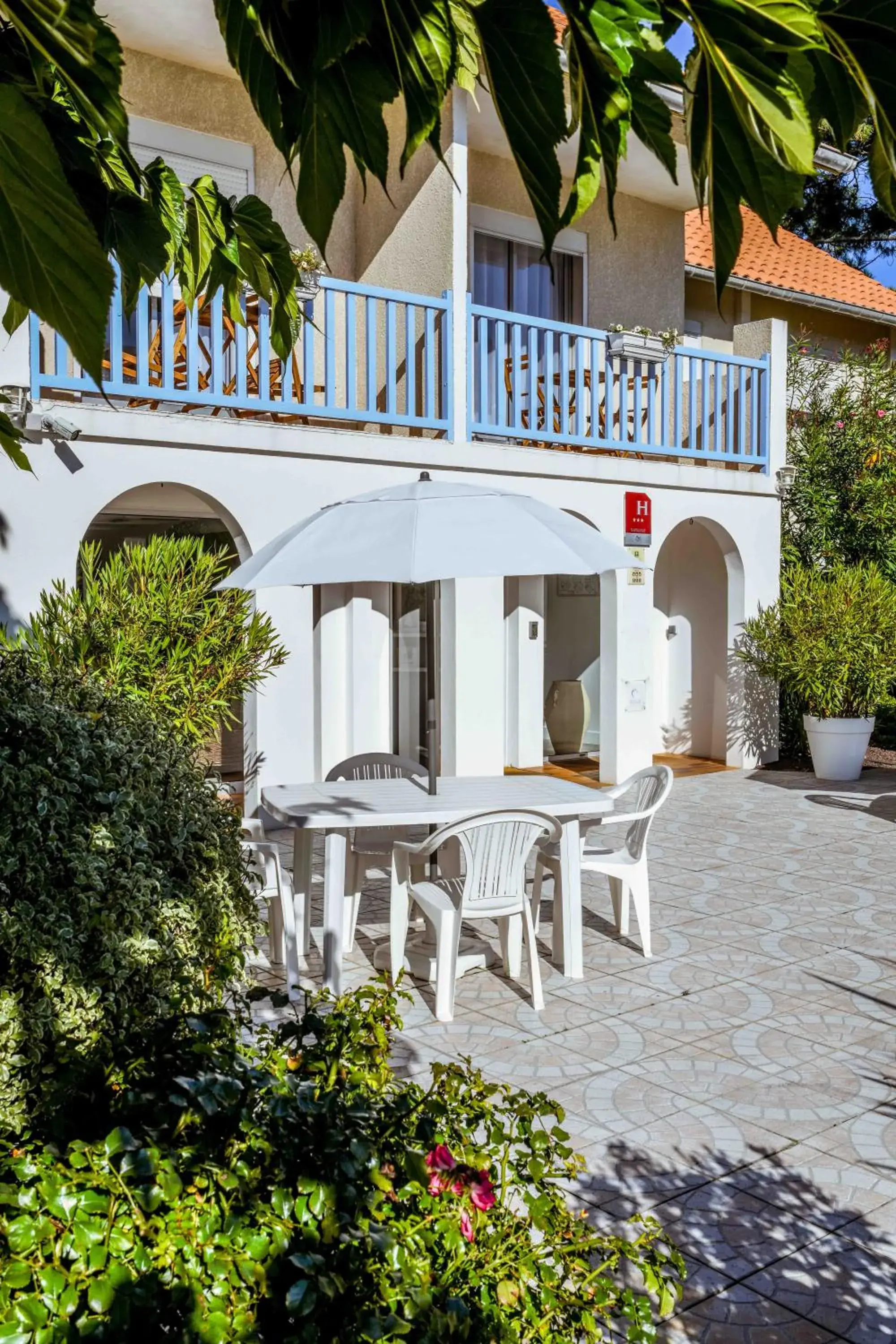 Les Vagues Hôtel Restaurant Les Vagues Hôtel Restaurant