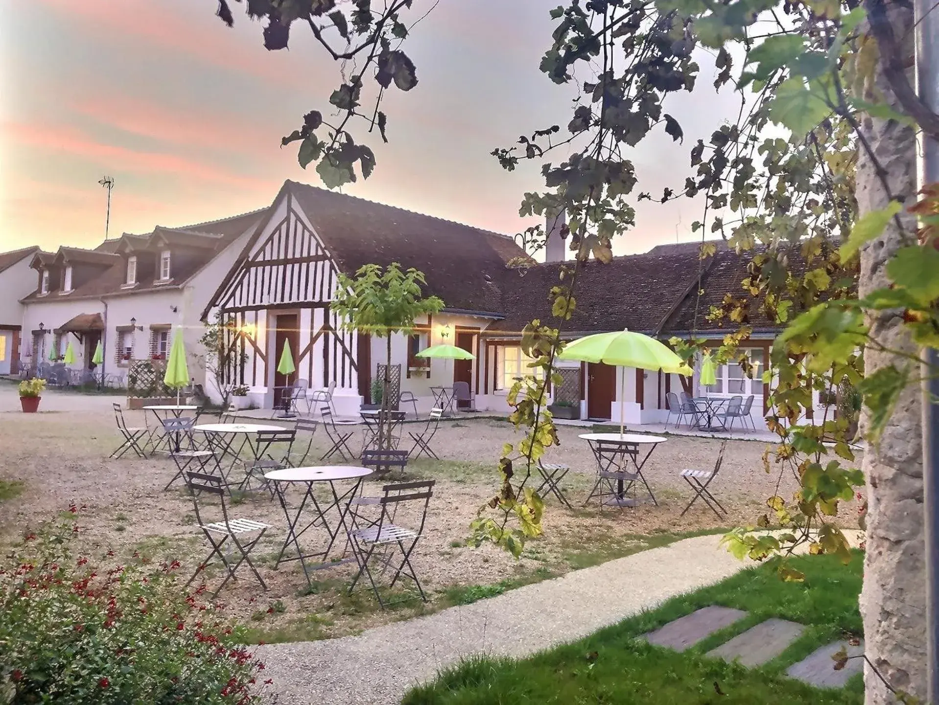 Logis Hôtel du Cygne Logis Hôtel du Cygne