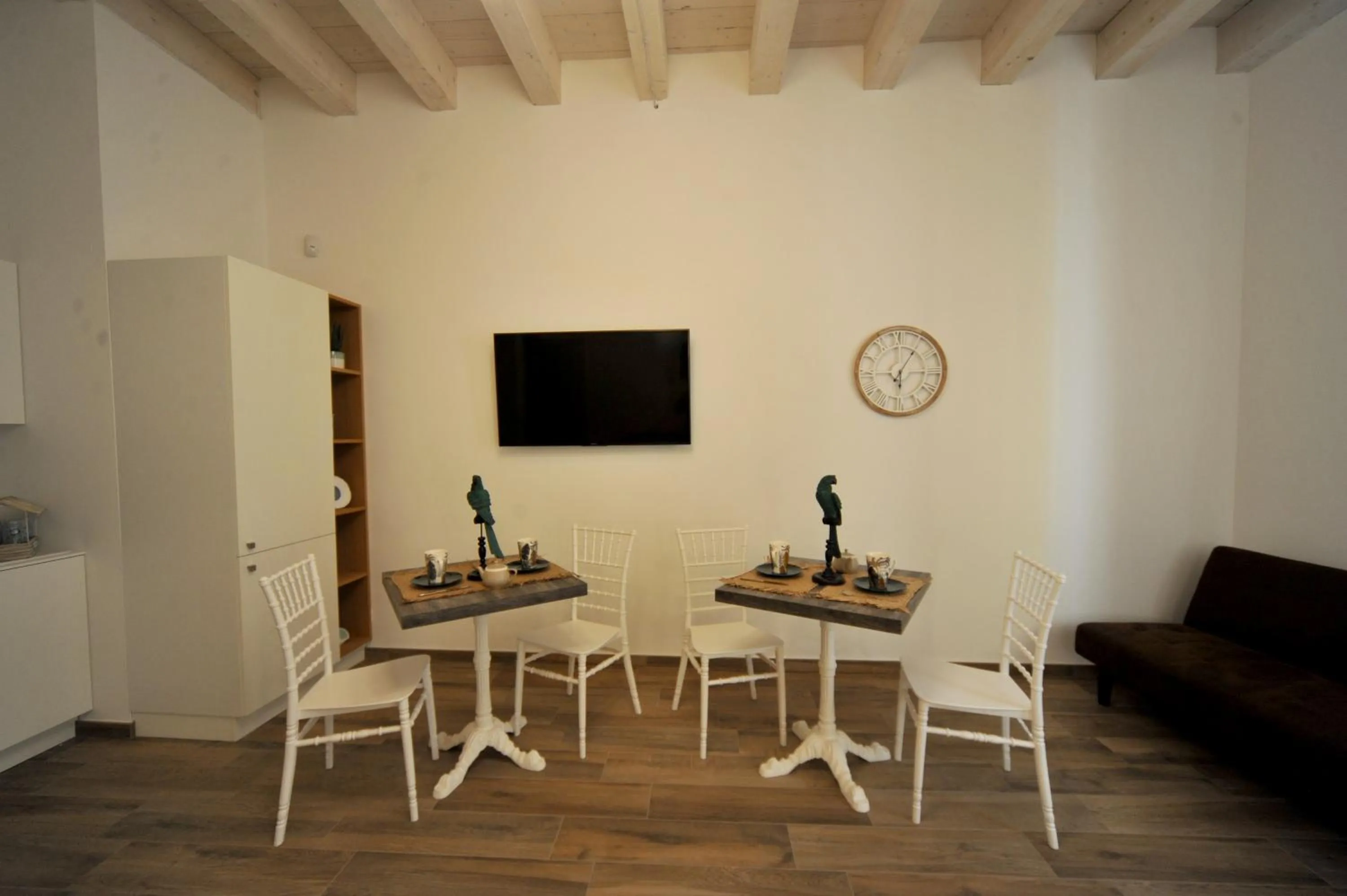 Communal lounge/ TV room in B&B Palazzo San Michele