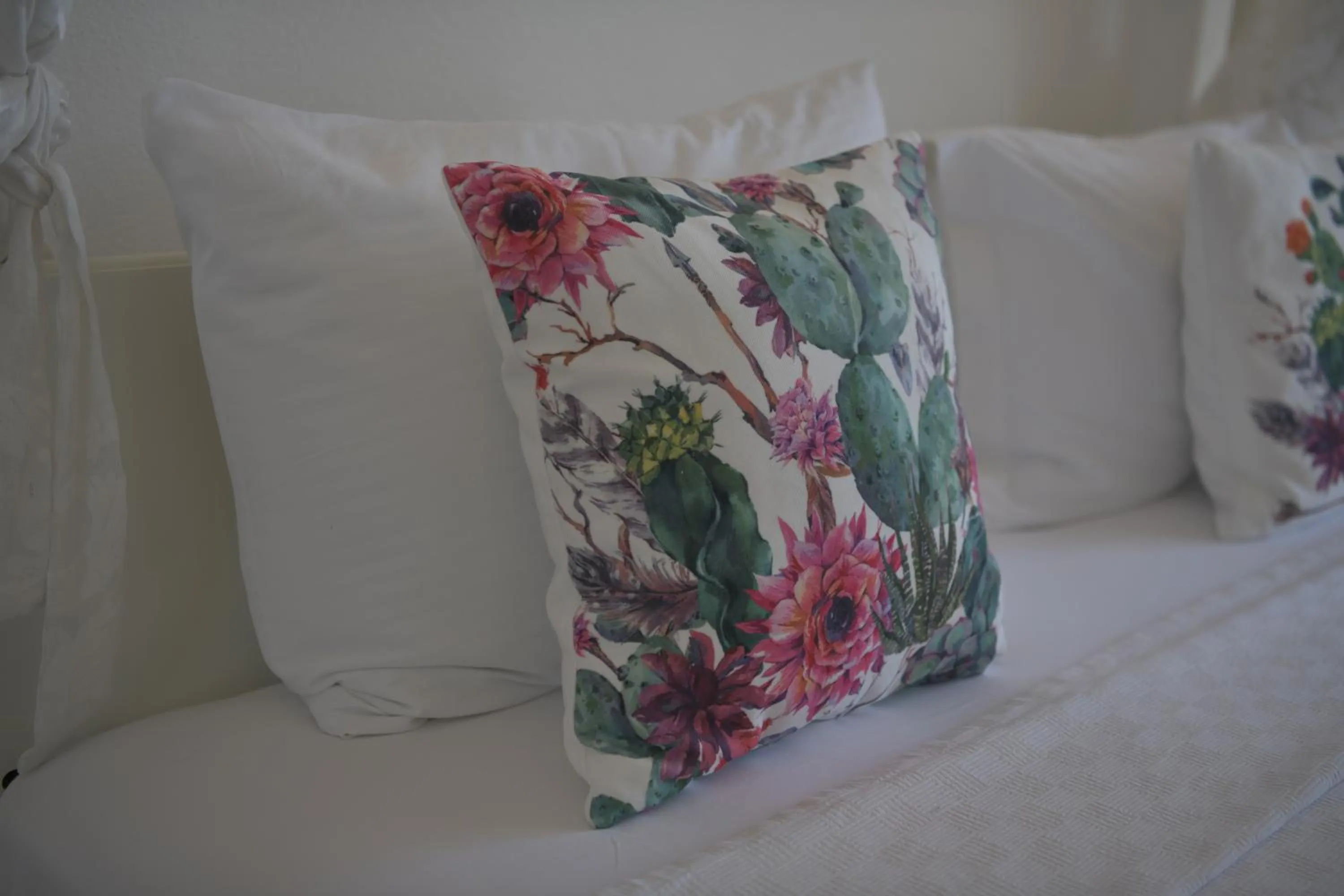 Bed in Kemerlihan Deluxe Hotel