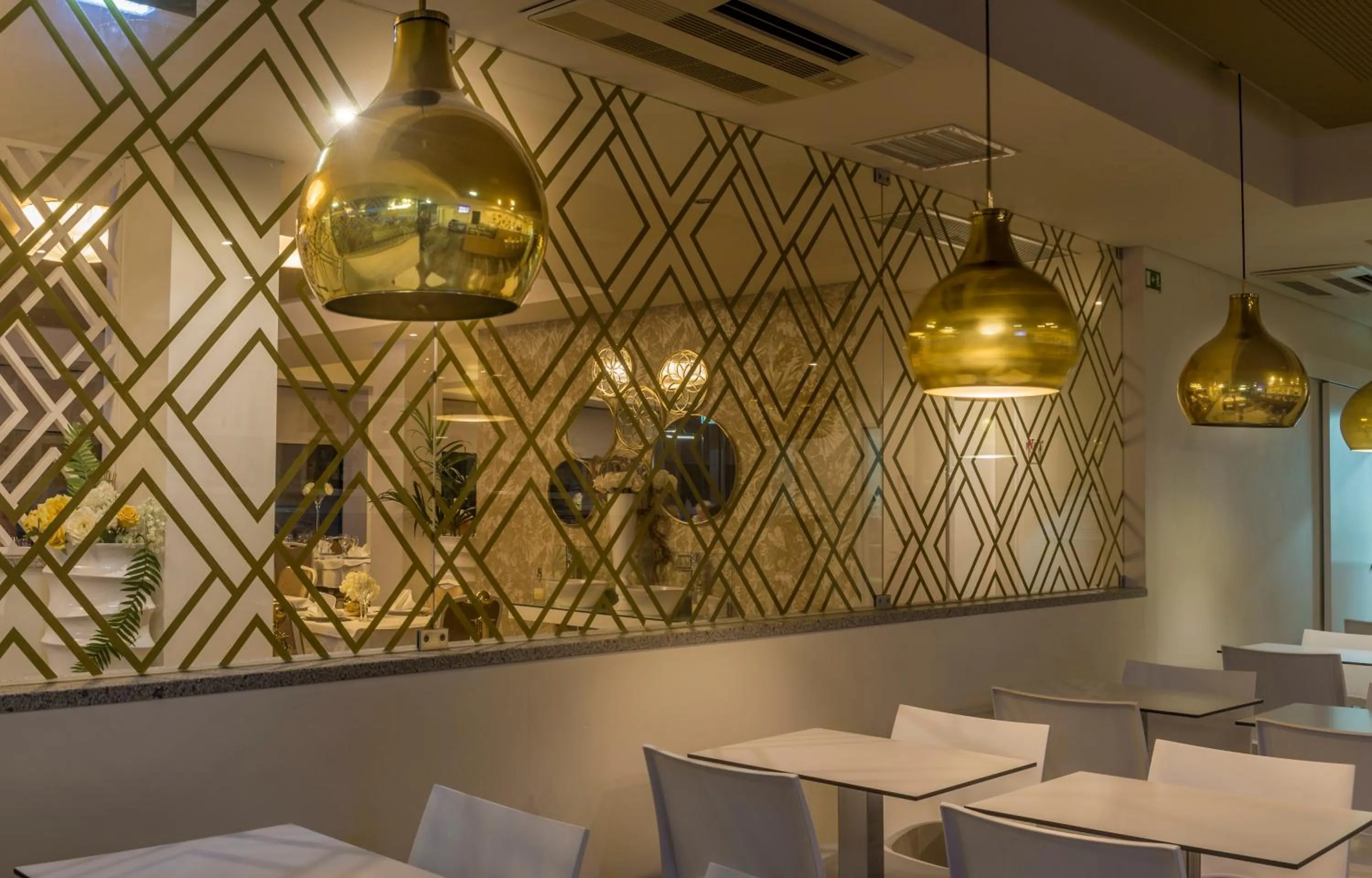 Lounge or bar in Terrace Serra Hotel