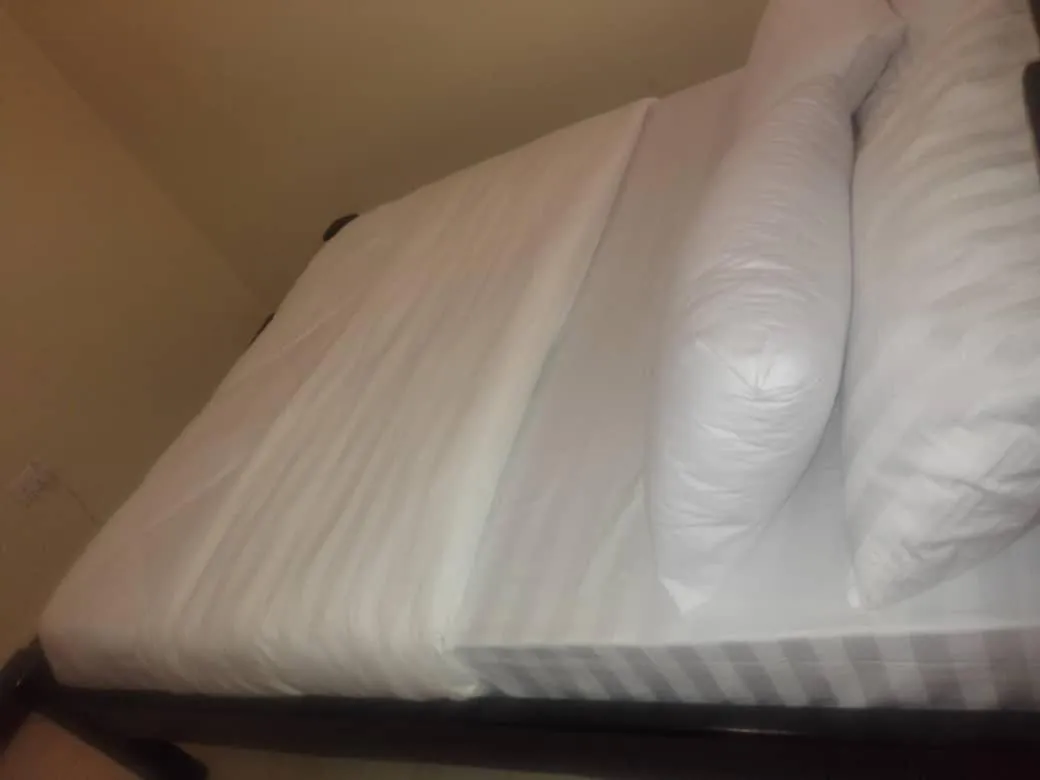 Bedroom, Bed in Coffee Tourist Motel