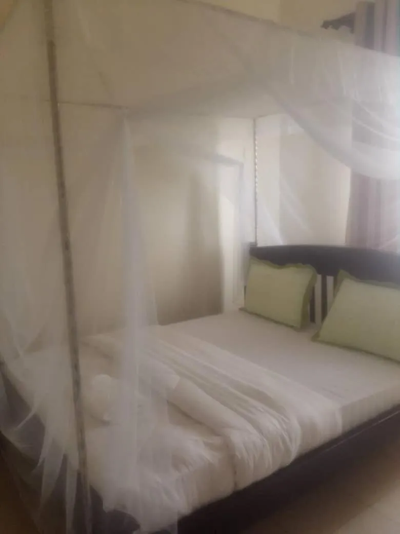 Bedroom, Bed in Coffee Tourist Motel