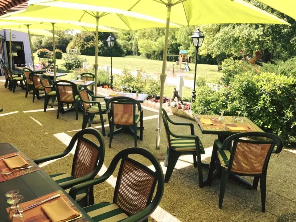 Spring in Logis Le Relais De Pouilly