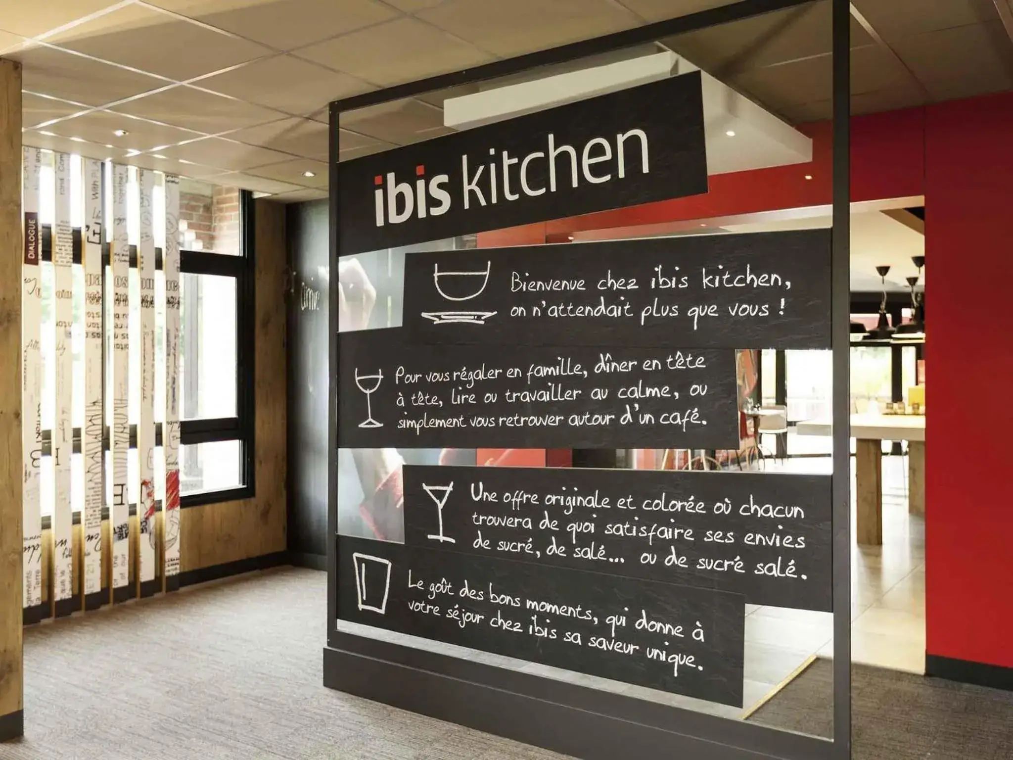 Restaurant/places to eat in Ibis Évry-Courcouronnes Restaurant/places to eat in Ibis Évry-Courcouronnes