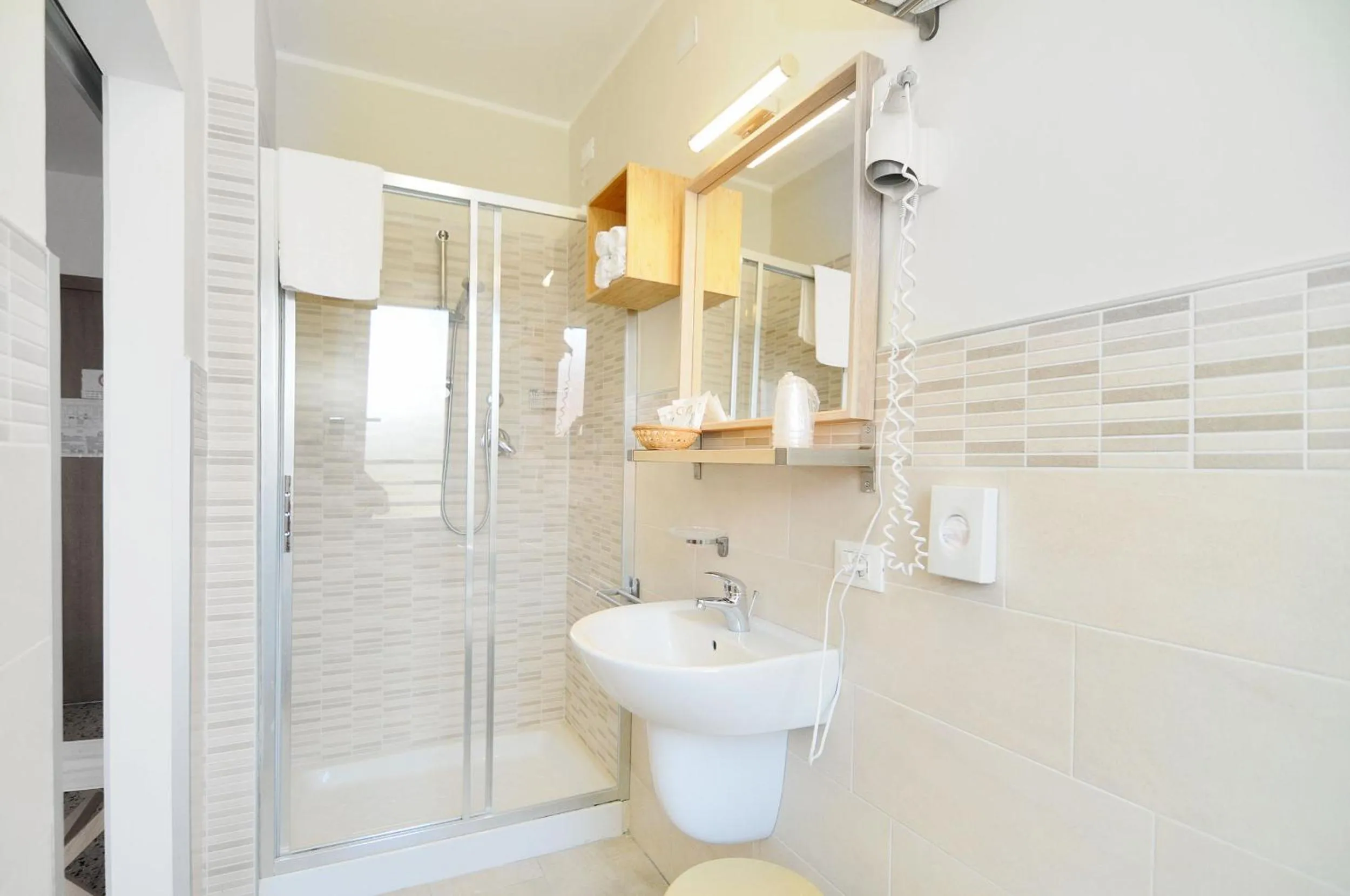 Bathroom in Hotel Itta