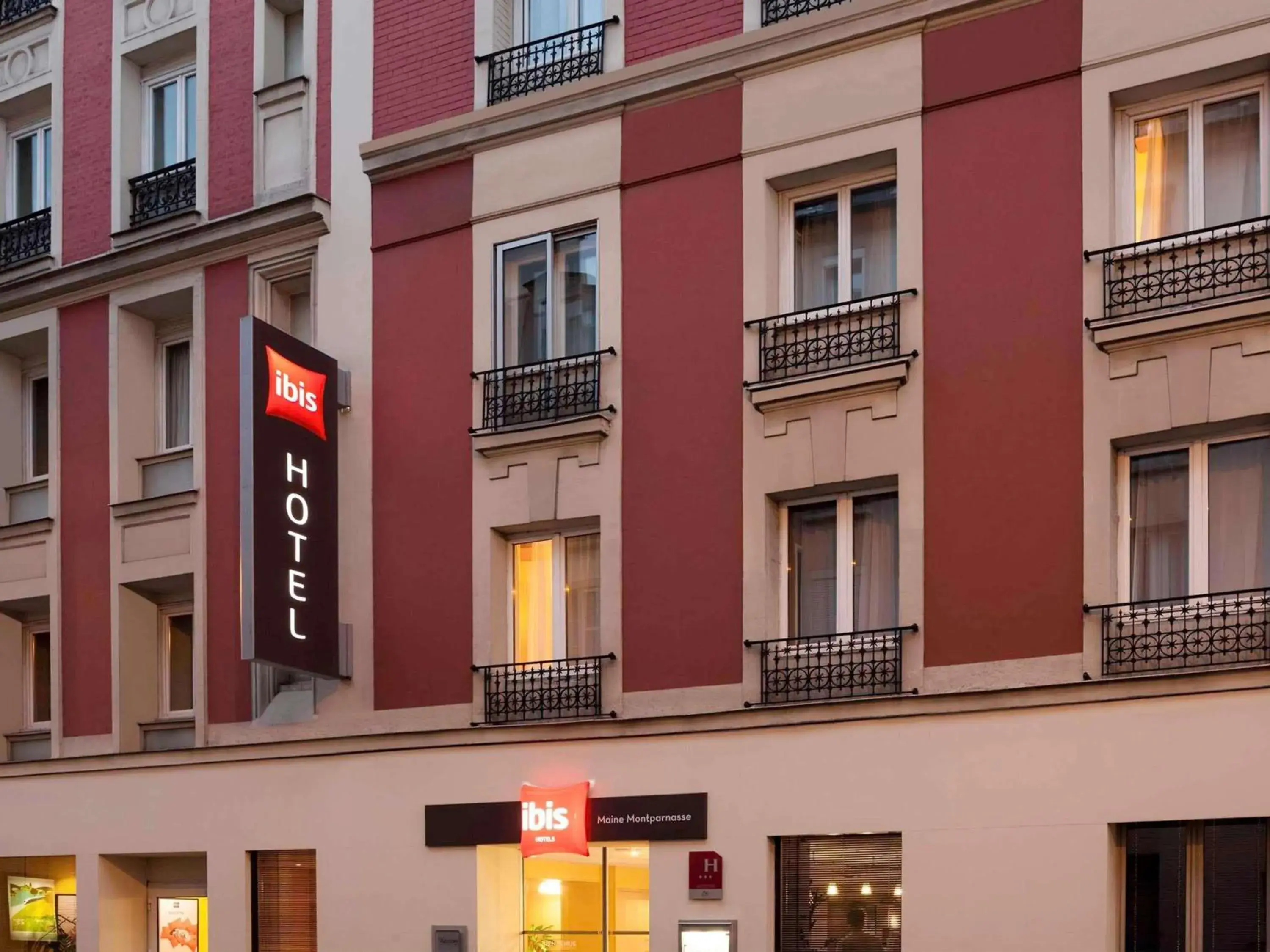 Property building in ibis Maine Montparnasse Property building in ibis Maine Montparnasse