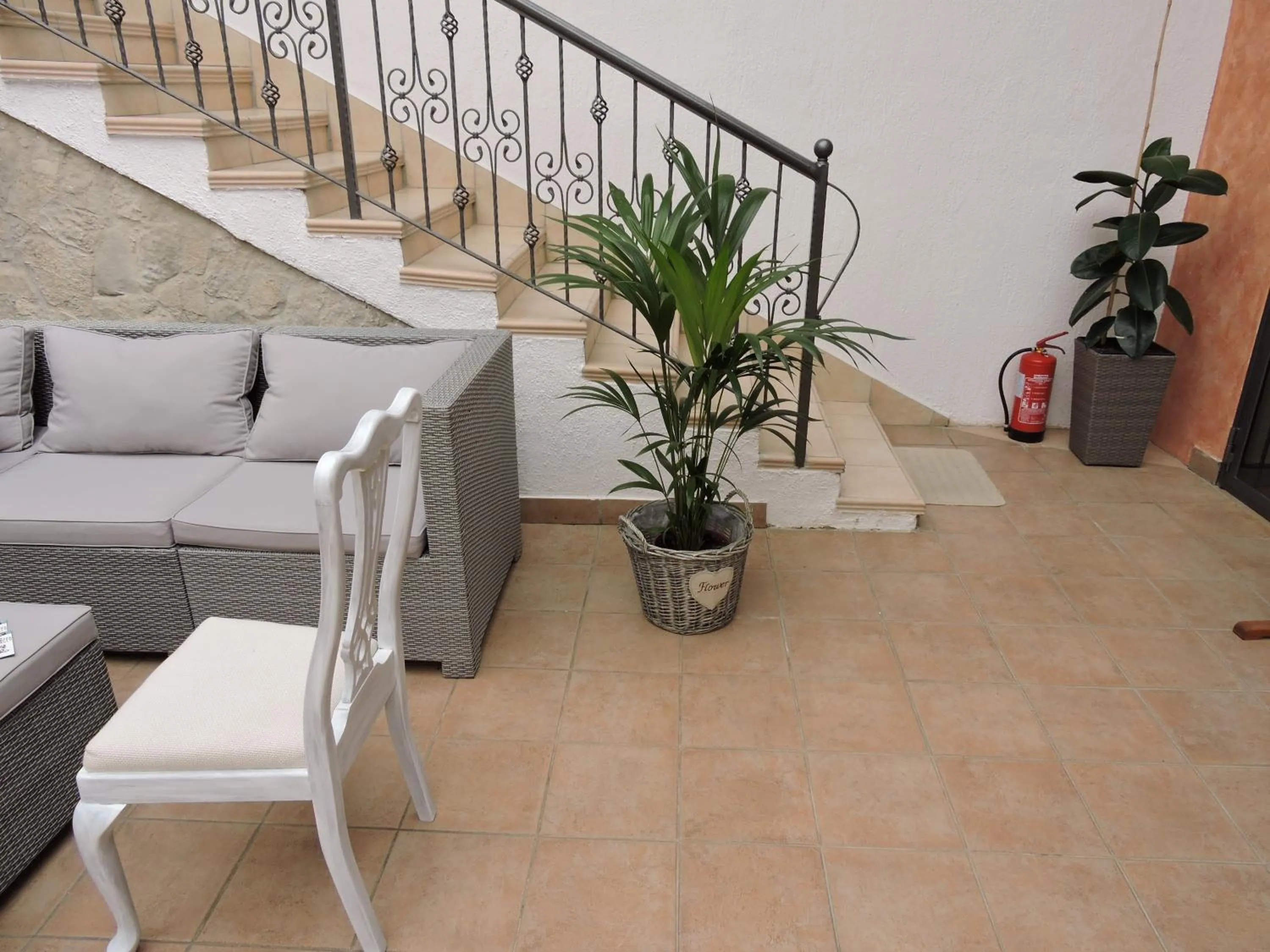 Lobby or reception in Pansion Karoca