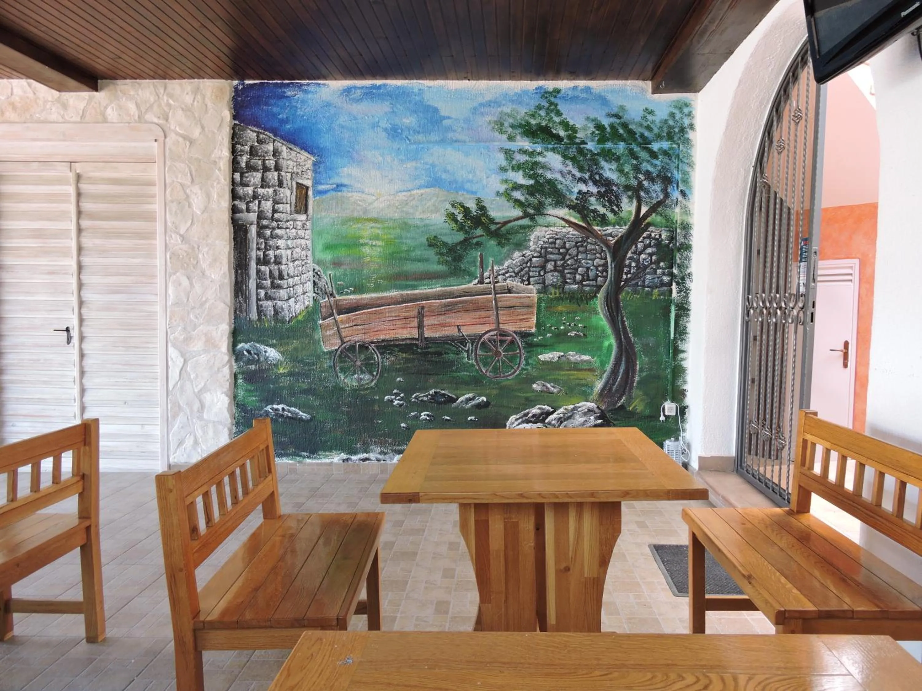 Decorative detail in Pansion Karoca