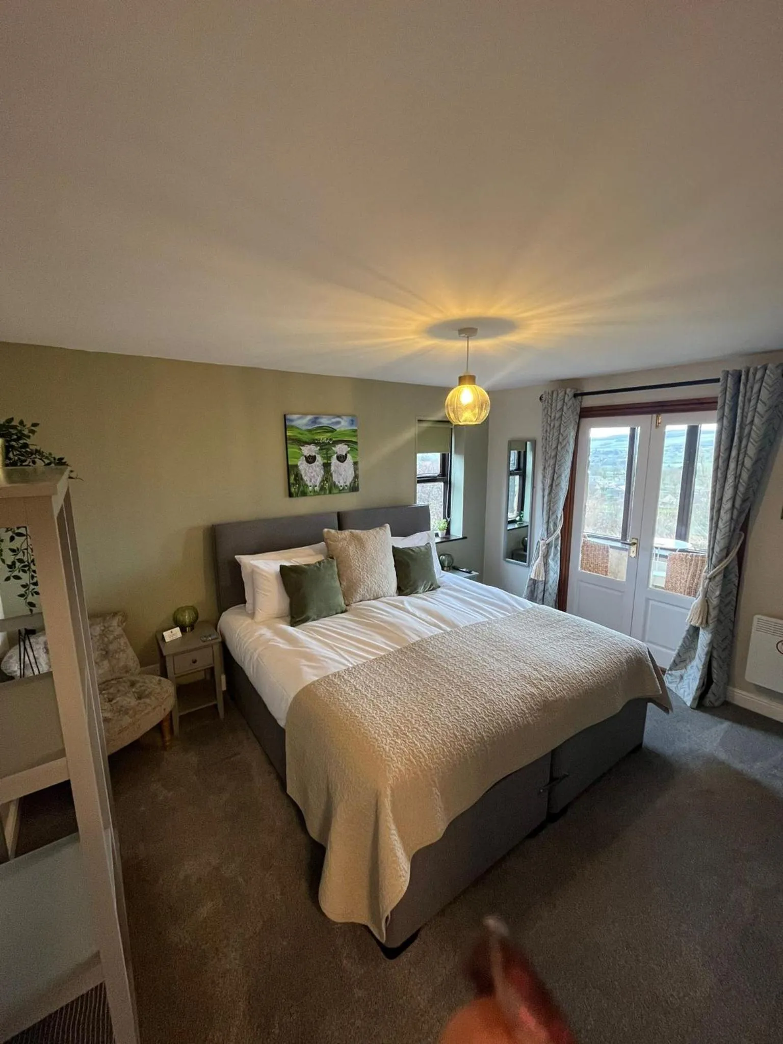 Bedroom, Bed in Oaklodge House