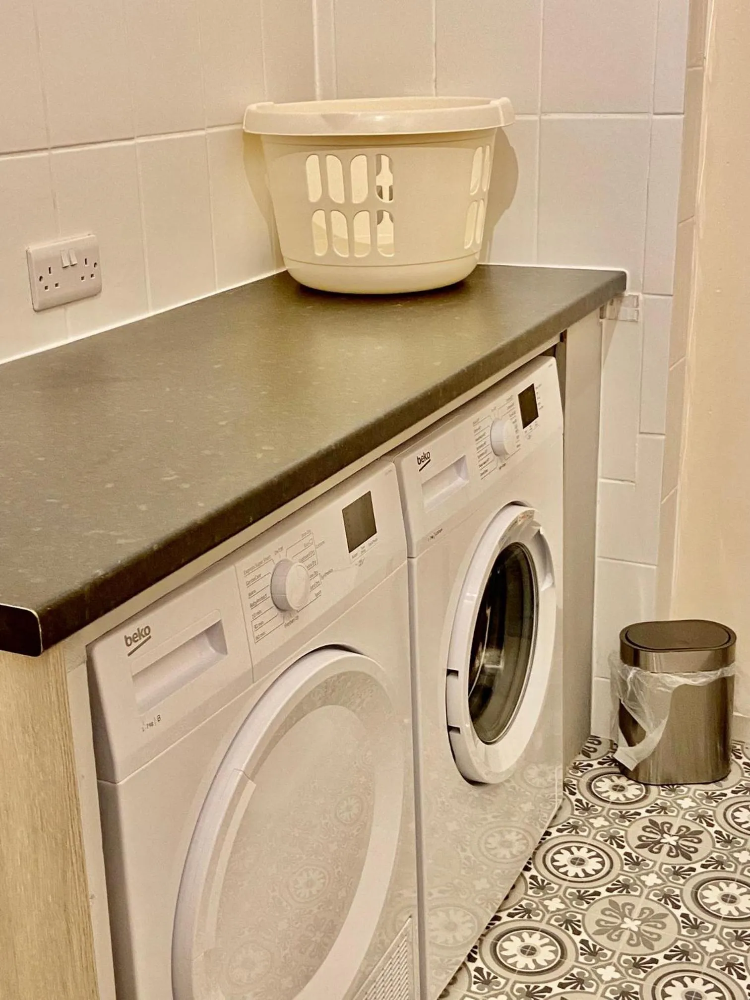 washing machine in Oaklodge House