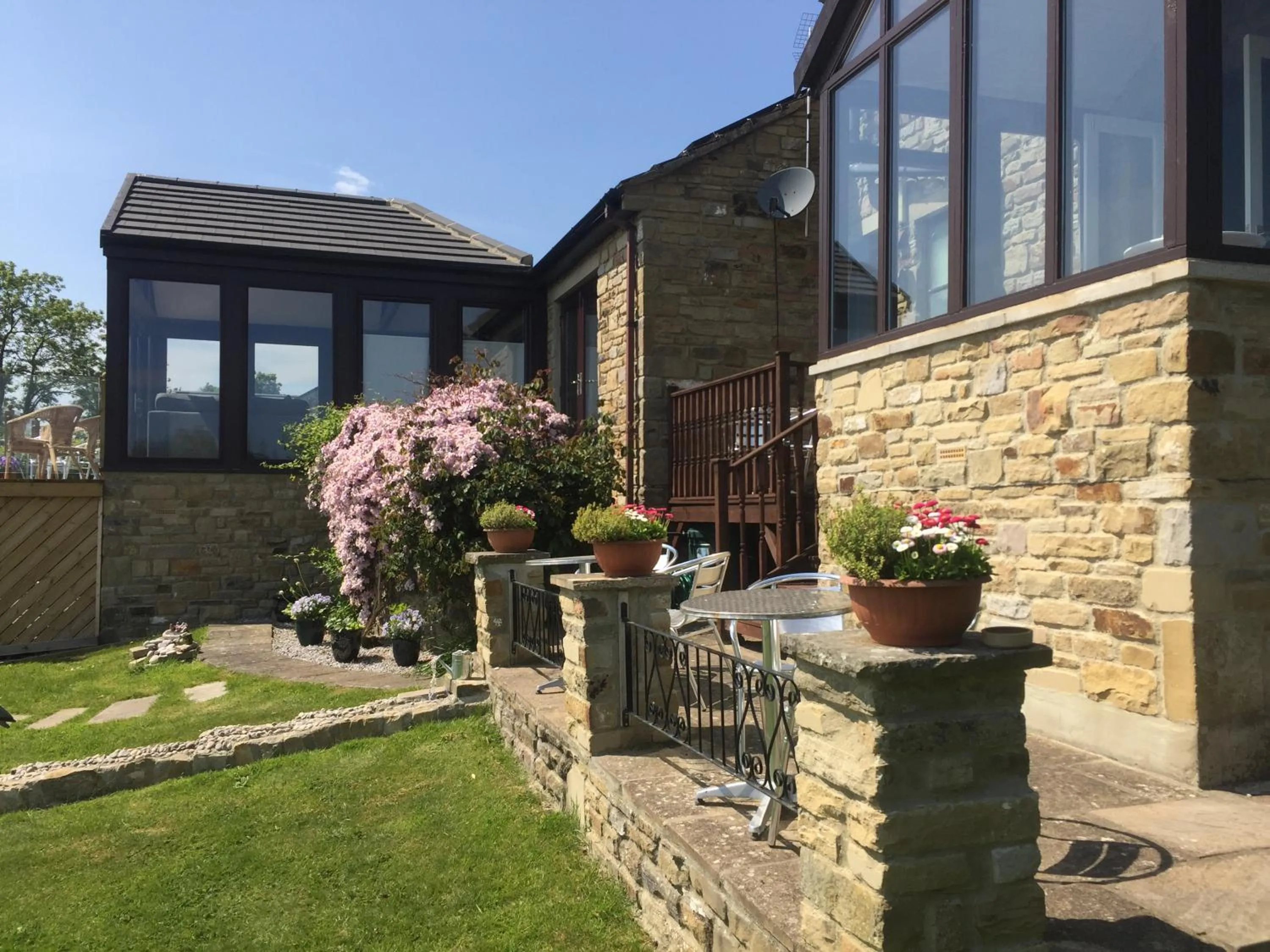 Patio in Oaklodge House