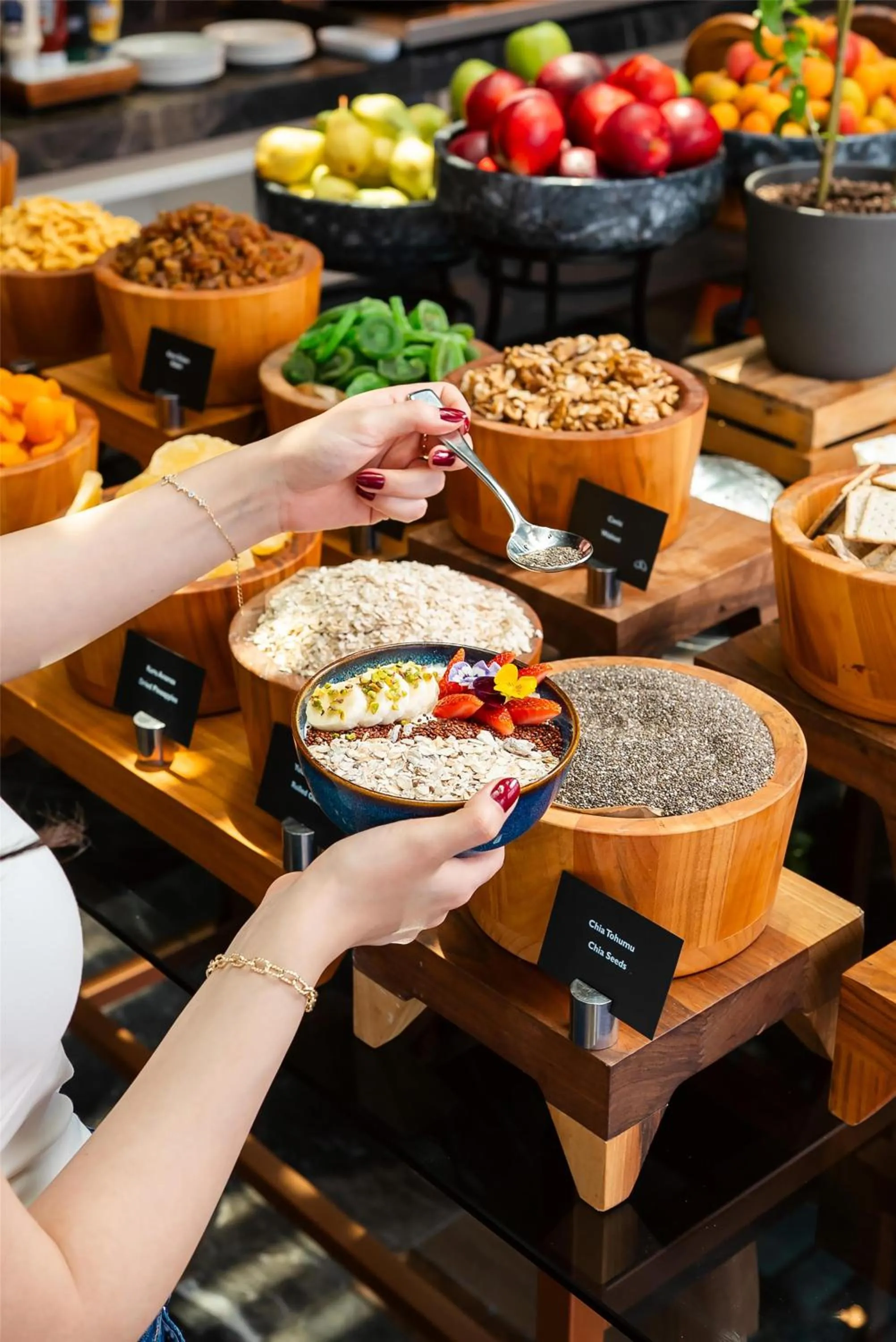 Restaurant/places to eat in Radisson Blu Hotel Istanbul Pera