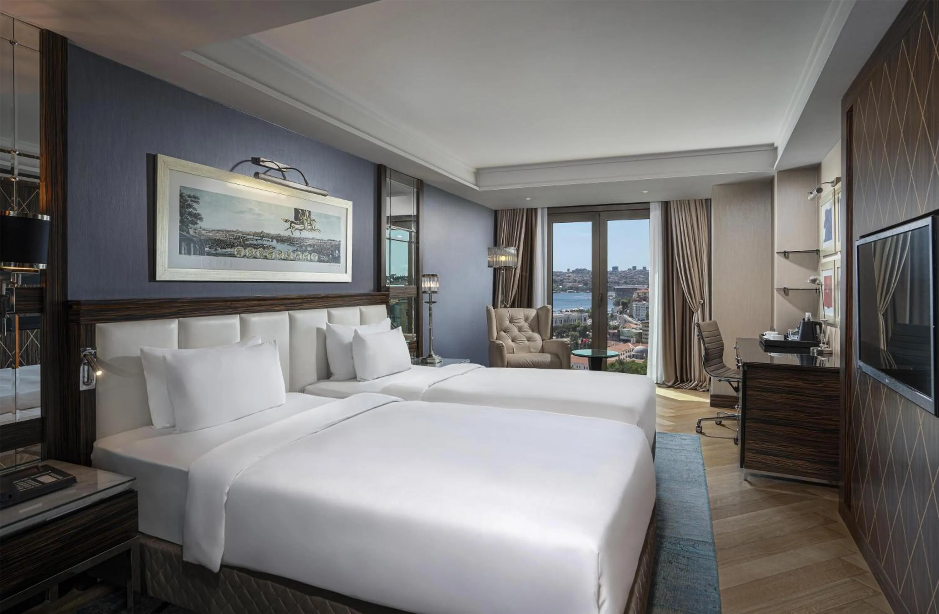 Bedroom, Bed in Radisson Blu Hotel Istanbul Pera