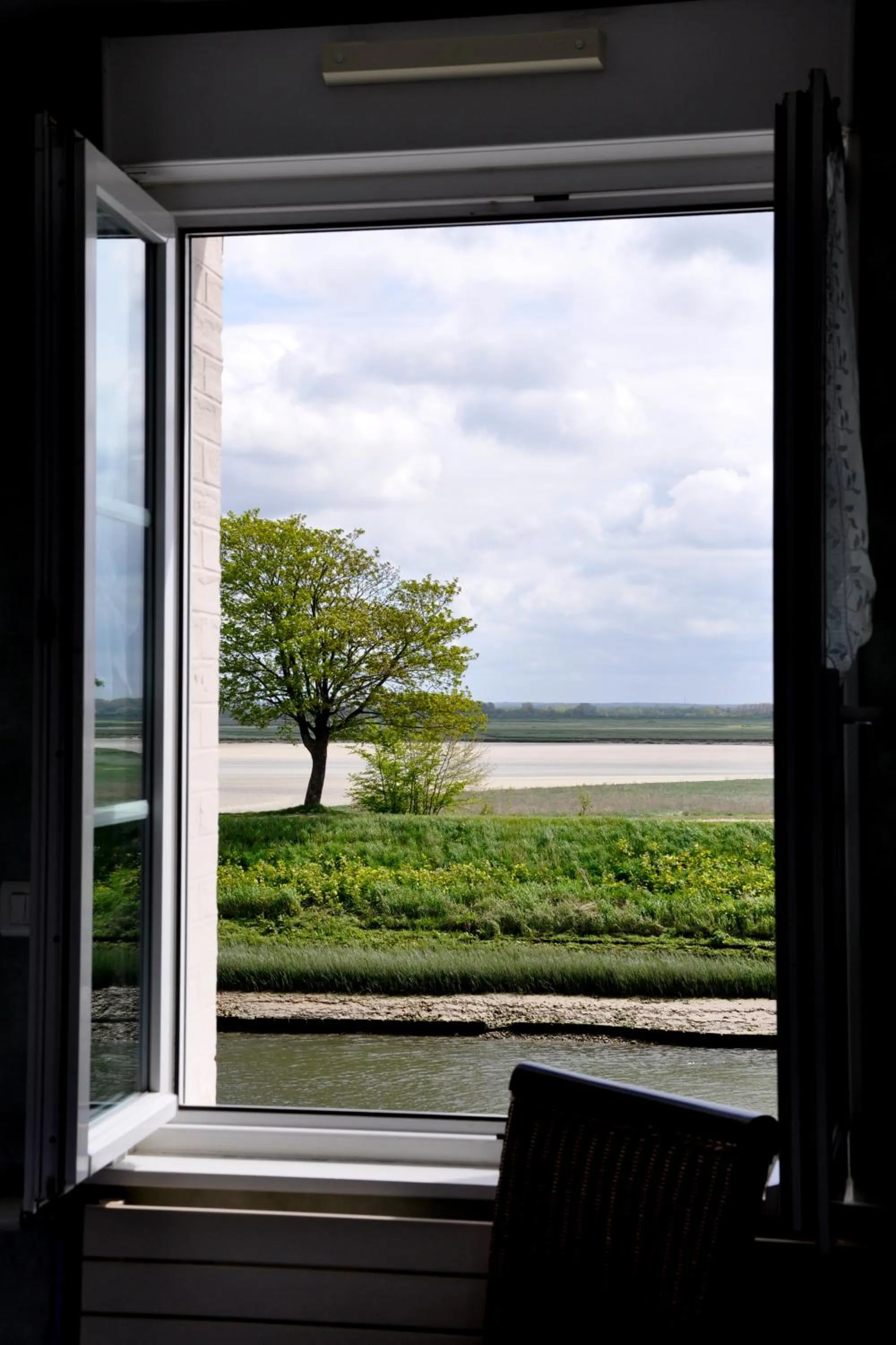Sea view in Hotel du Port et des Bains