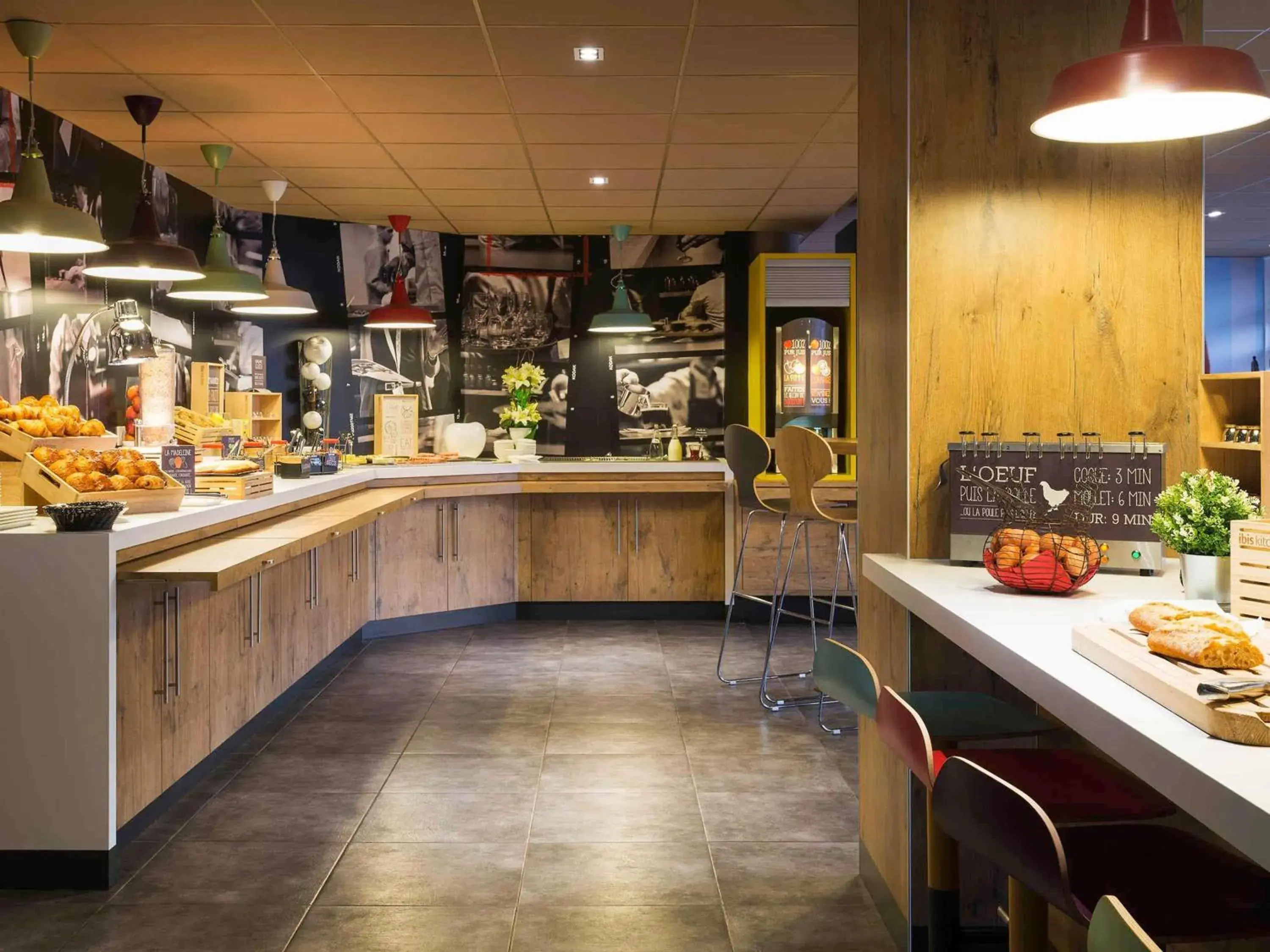 Restaurant/places to eat in ibis Deauville Centre Restaurant/places to eat in ibis Deauville Centre