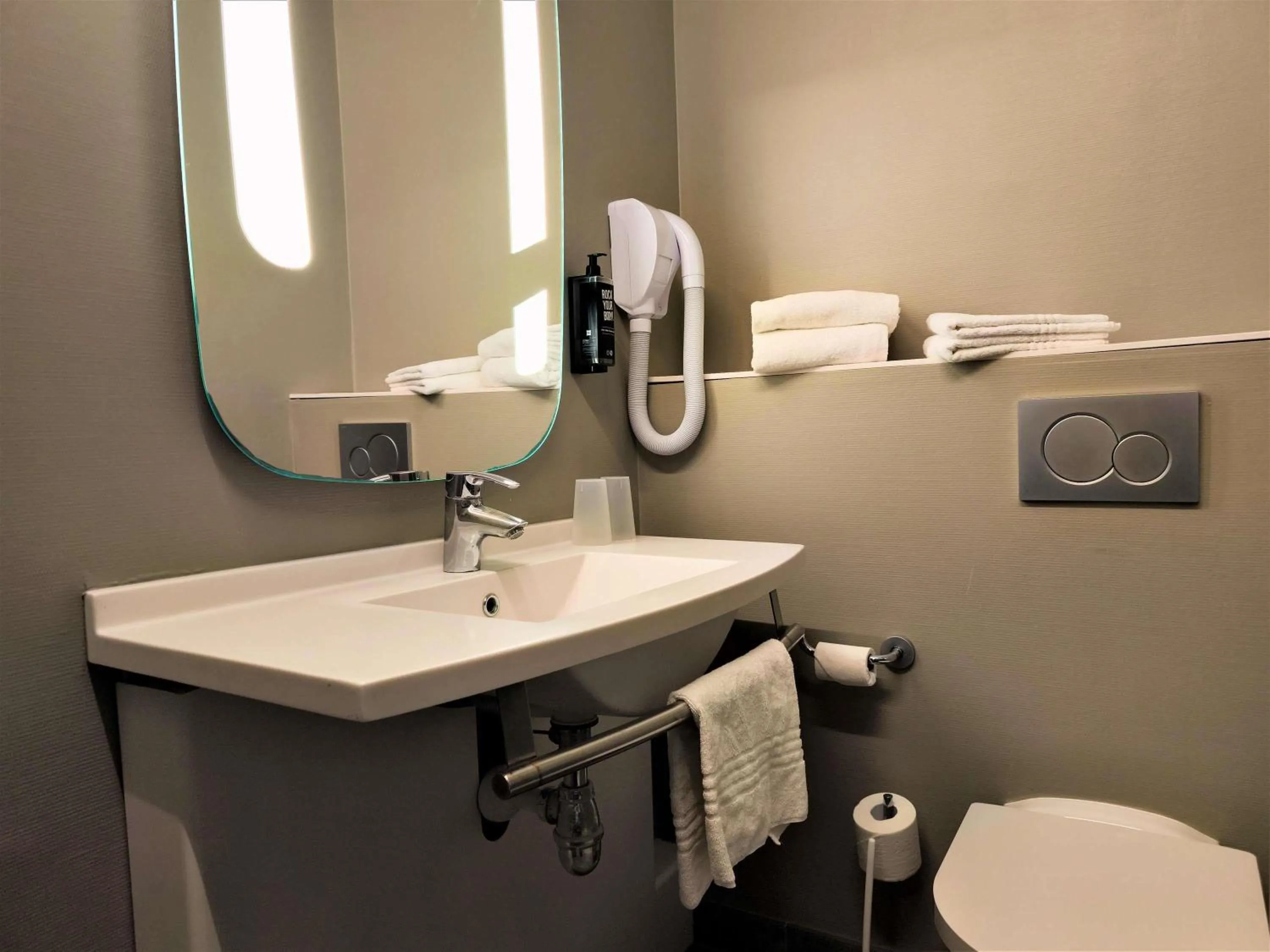 Property building in ibis Deauville Centre