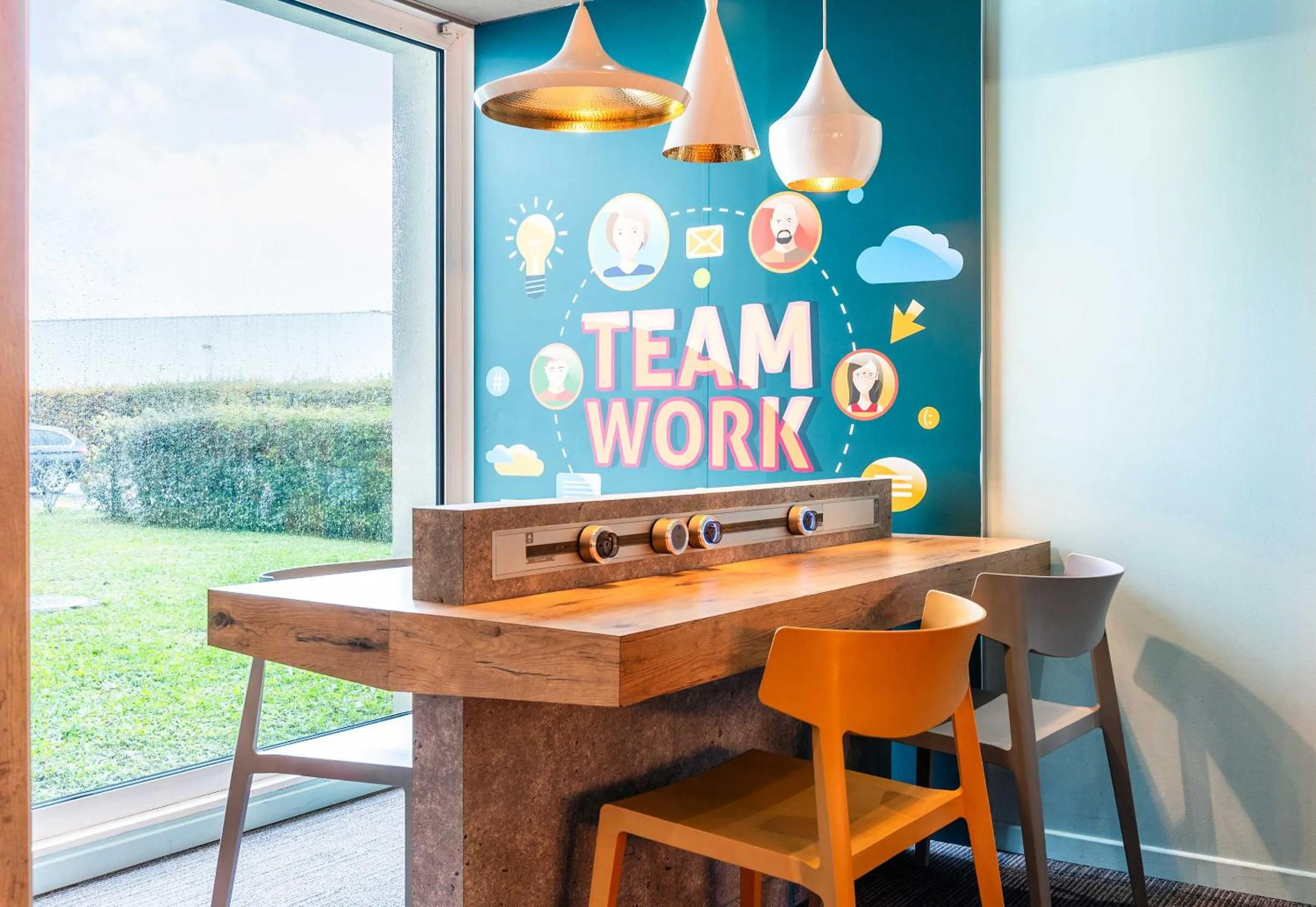 Dining area in B&B HOTEL Thionville Yutz Route du Luxembourg