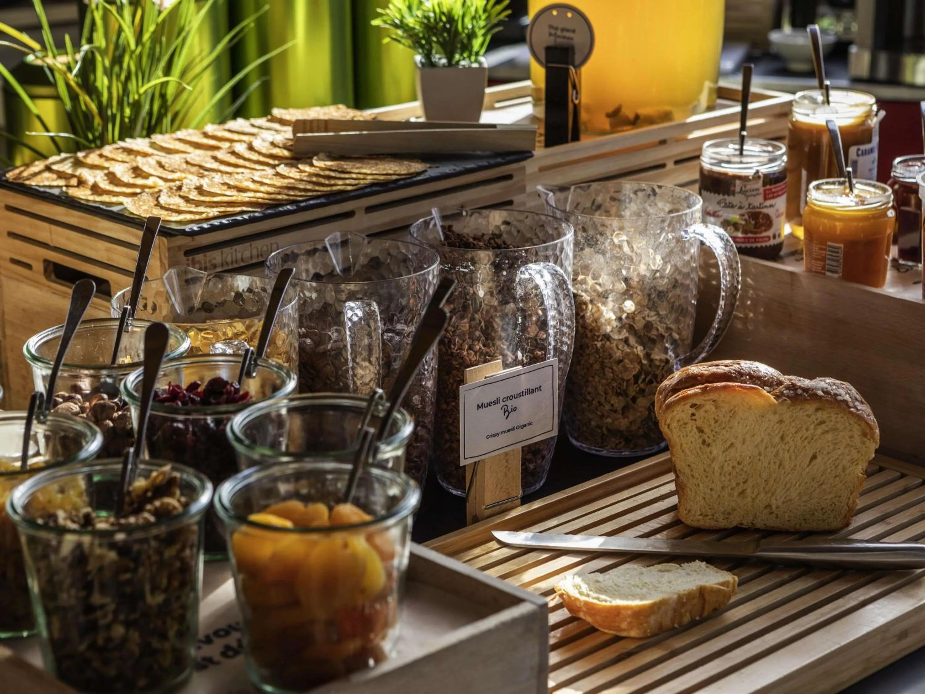 Breakfast in ibis Saint-Nazaire - Trignac