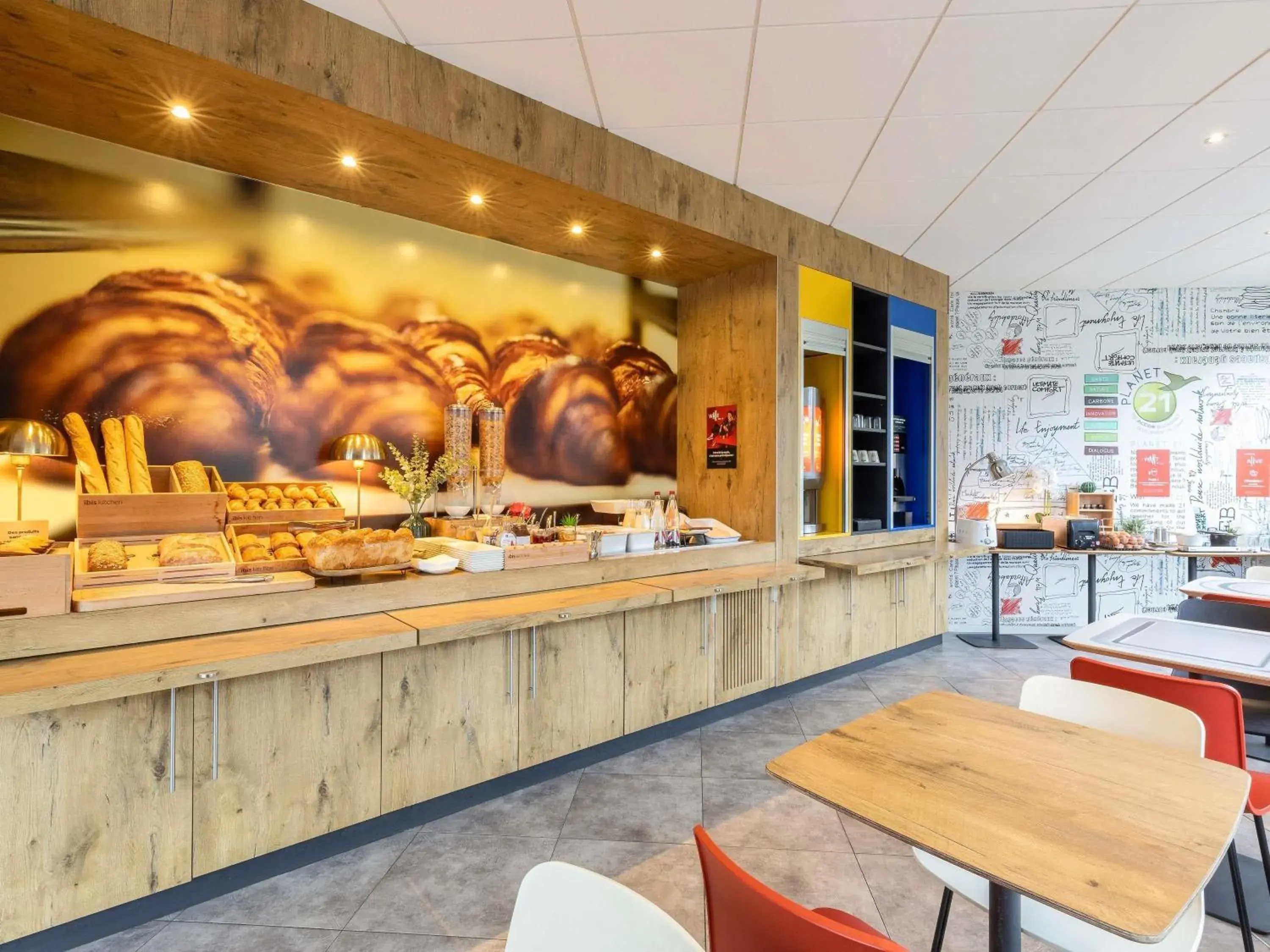 Restaurant/places to eat in ibis Chalons en Champagne Restaurant/places to eat in ibis Chalons en Champagne