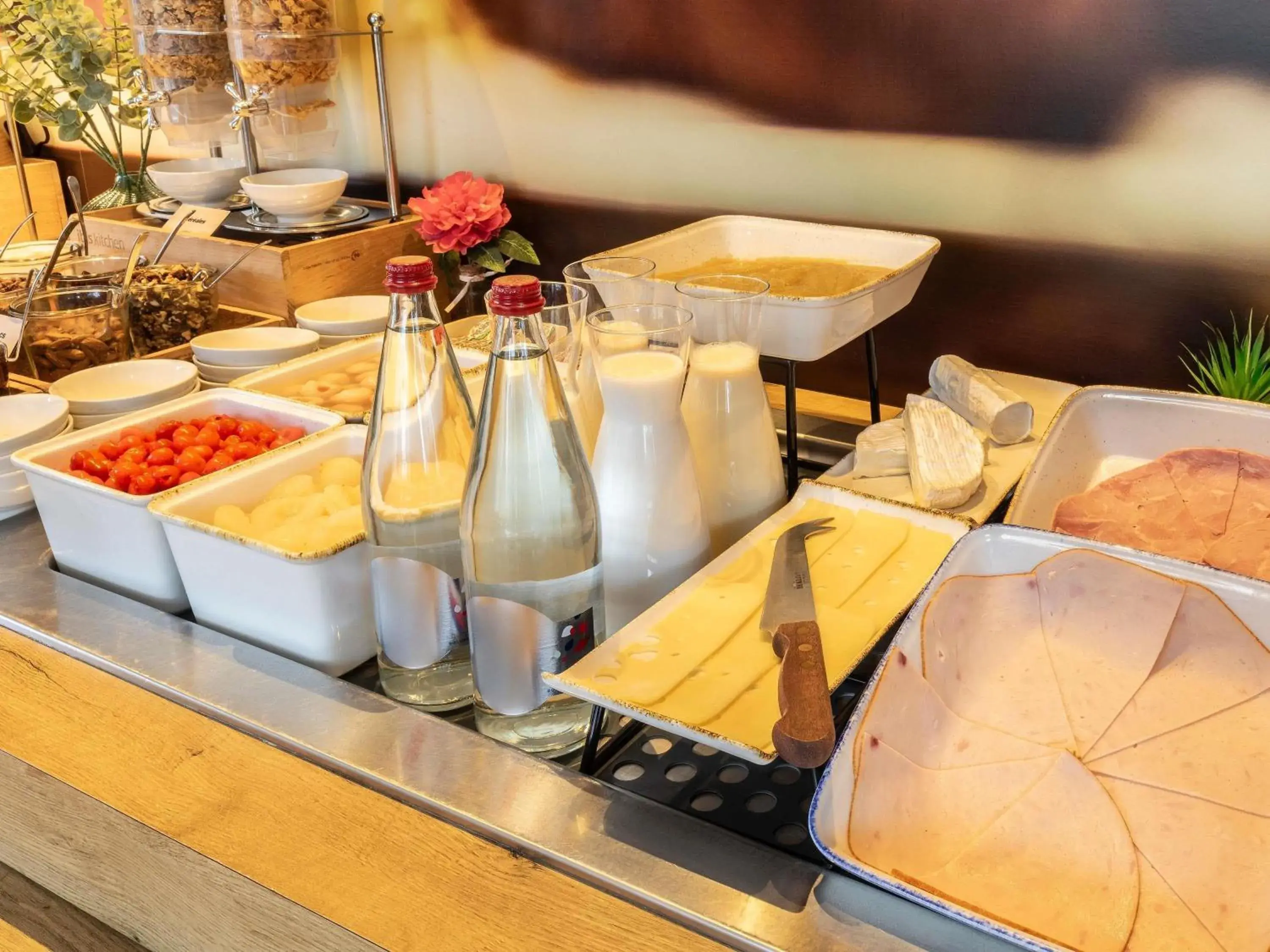 Property building in ibis Chalons en Champagne Property building in ibis Chalons en Champagne