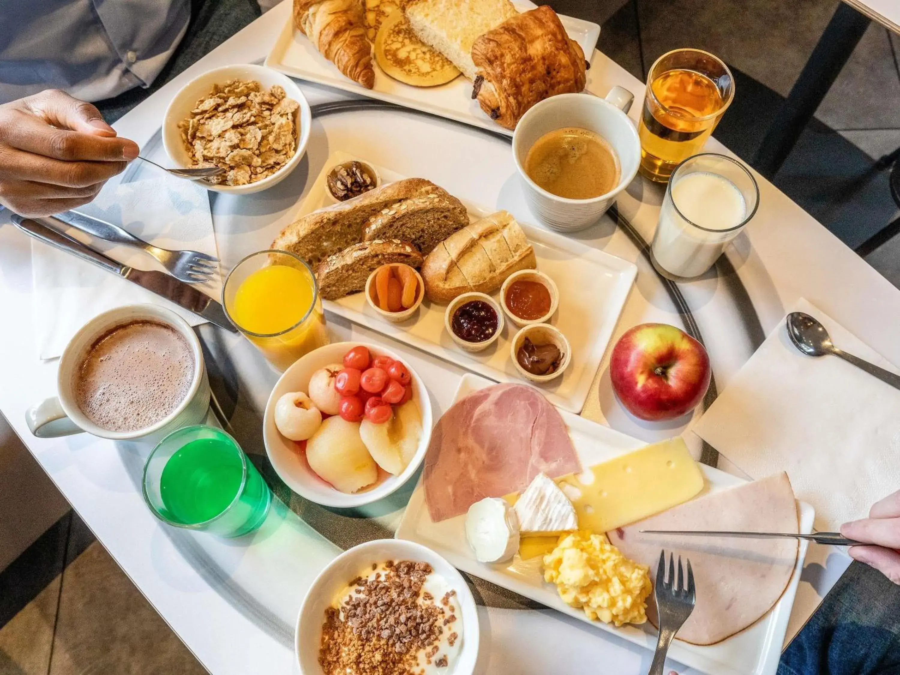 Restaurant/places to eat in ibis Chalons en Champagne Restaurant/places to eat in ibis Chalons en Champagne