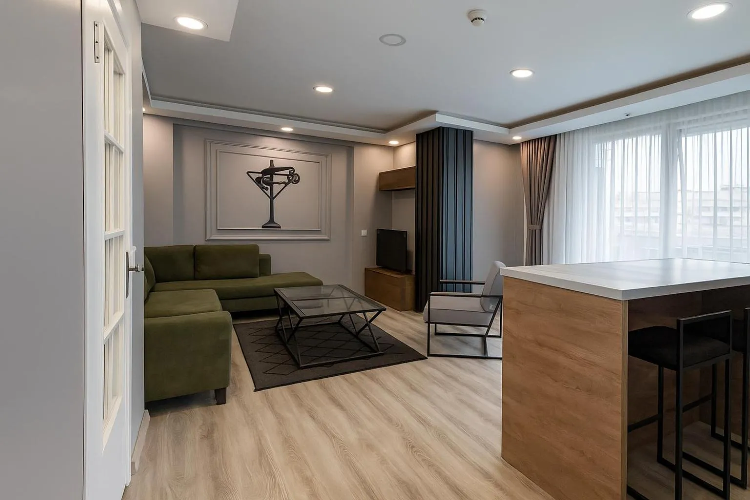 TV and multimedia in On4 Rooms & Suites