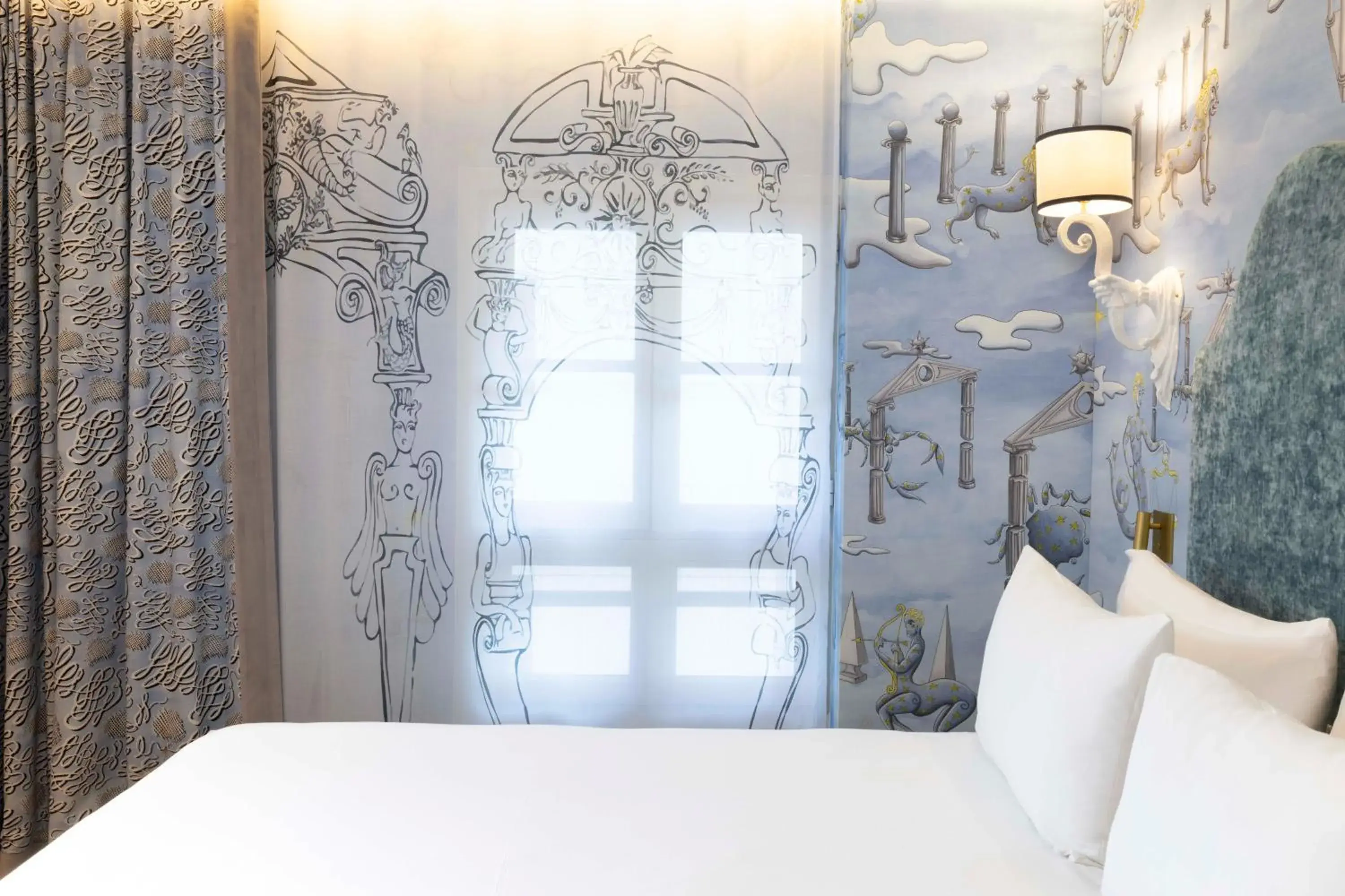 Bedroom, Bed in Hôtel Le Magnifique Ex Hôtel Le M Bedroom, Bed in Hôtel Le Magnifique Ex Hôtel Le M