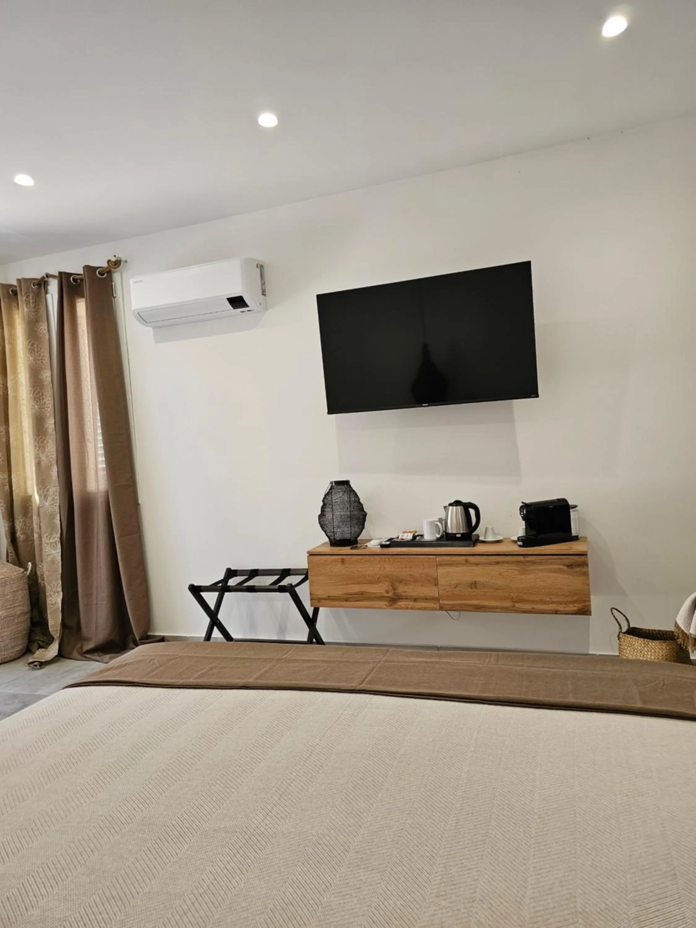 TV and multimedia in Antico Borgo dei Templi