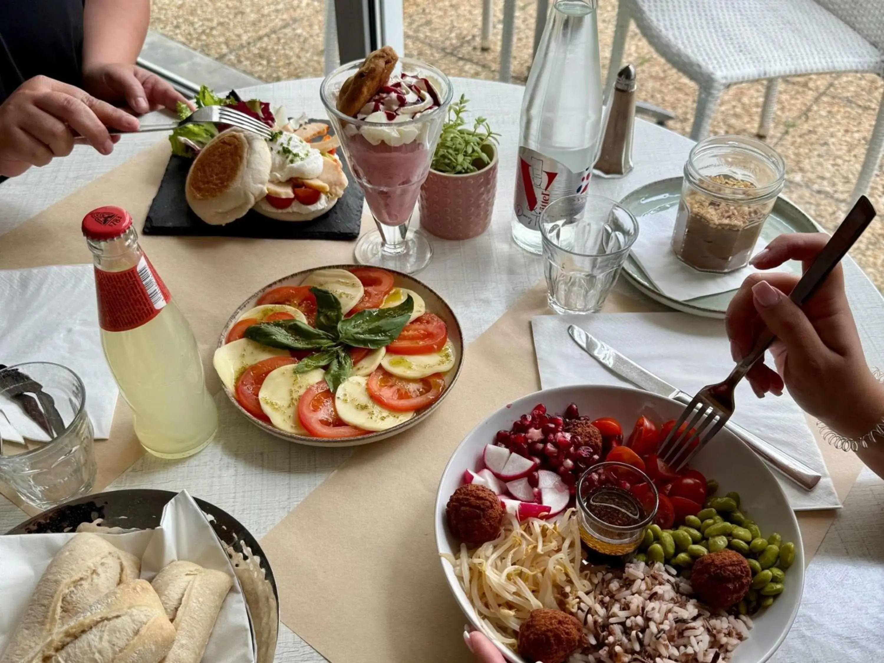 Restaurant/places to eat in ibis Styles Marseille Aéroport Restaurant/places to eat in ibis Styles Marseille Aéroport