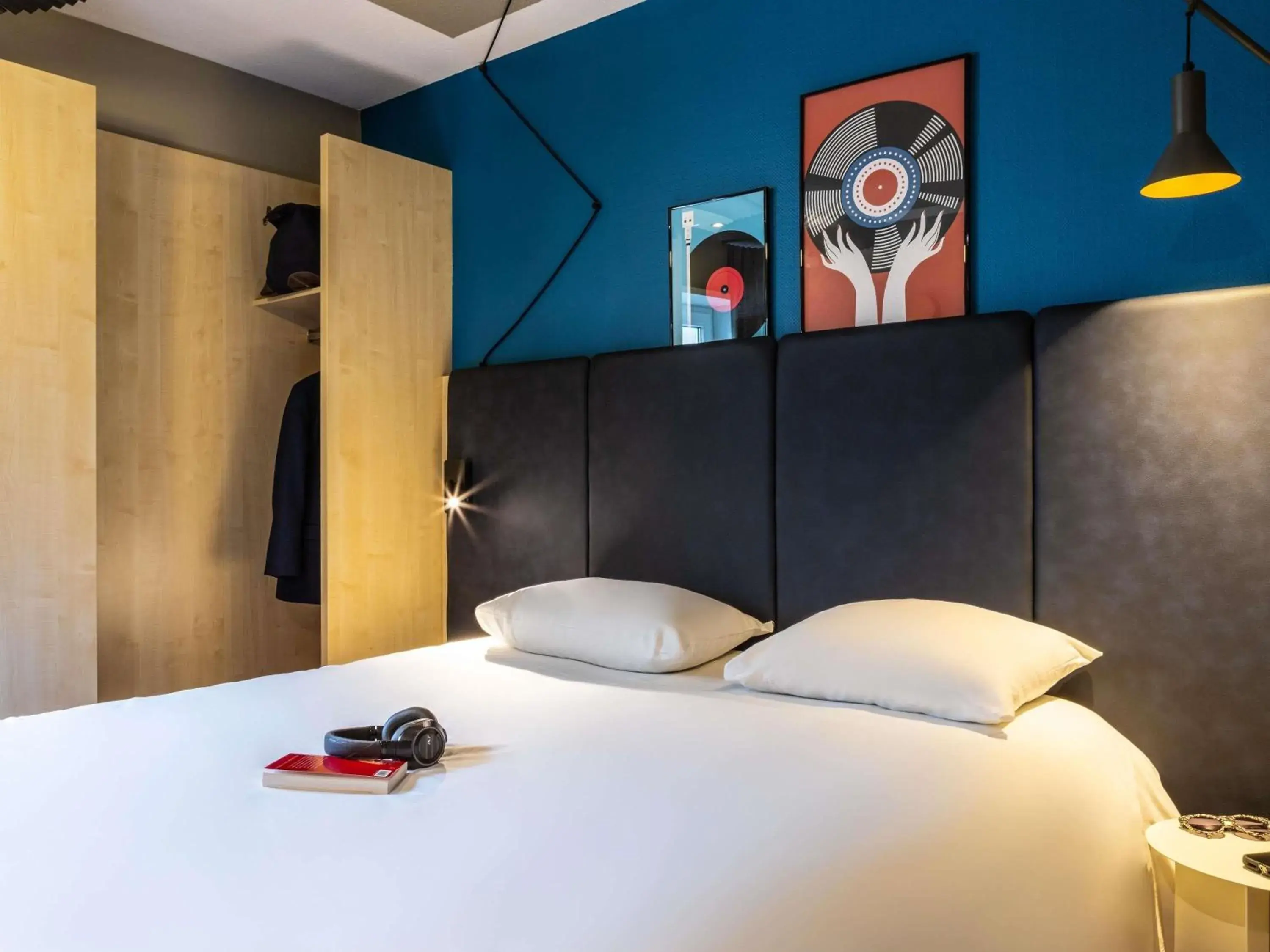 Bedroom, Bed in ibis Aulnay Paris Nord Expo Bedroom, Bed in ibis Aulnay Paris Nord Expo