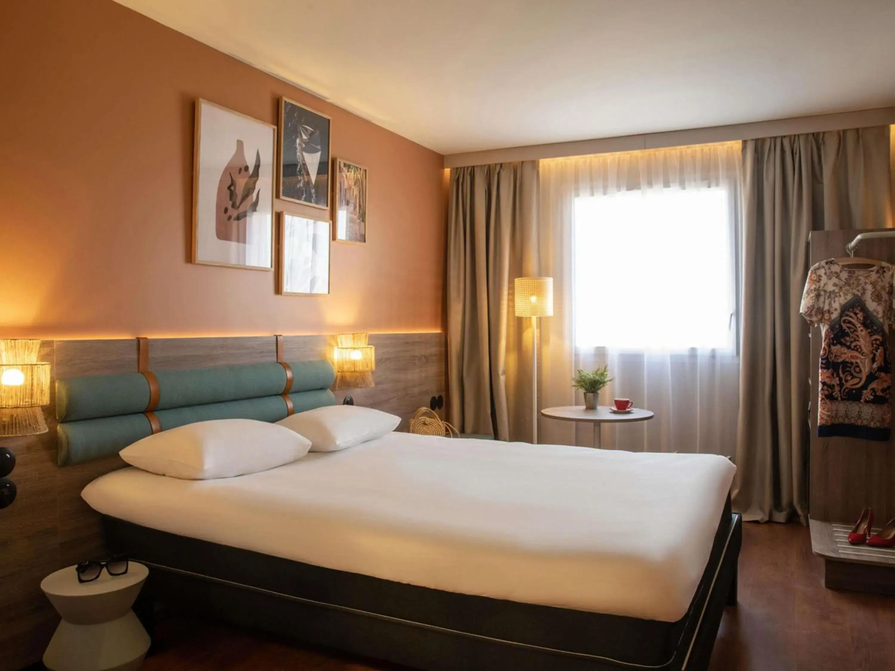 Bedroom, Bed in ibis Golfe de Saint-Tropez Bedroom, Bed in ibis Golfe de Saint-Tropez