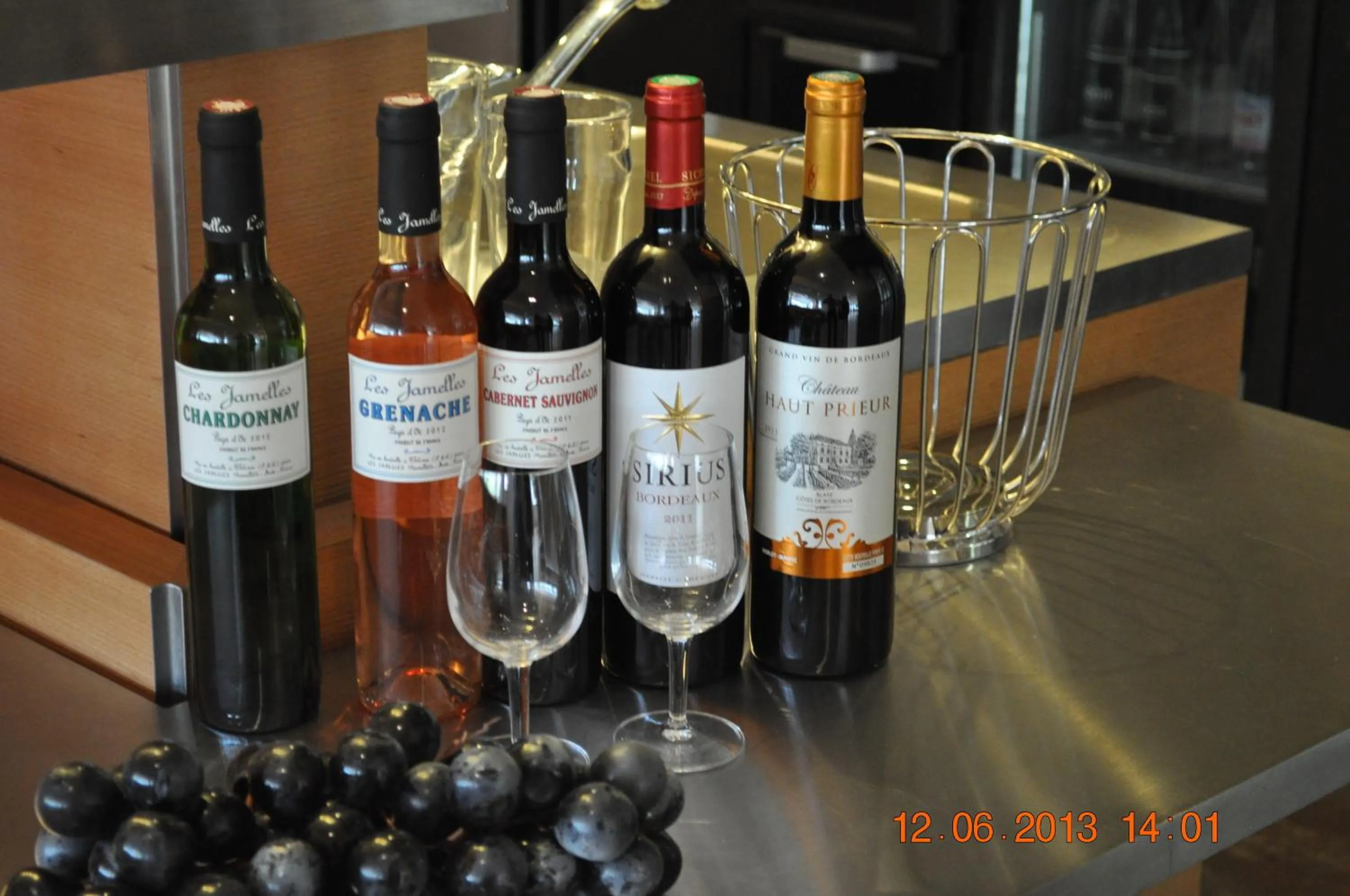 Alcoholic drinks in ibis Istres Trigance