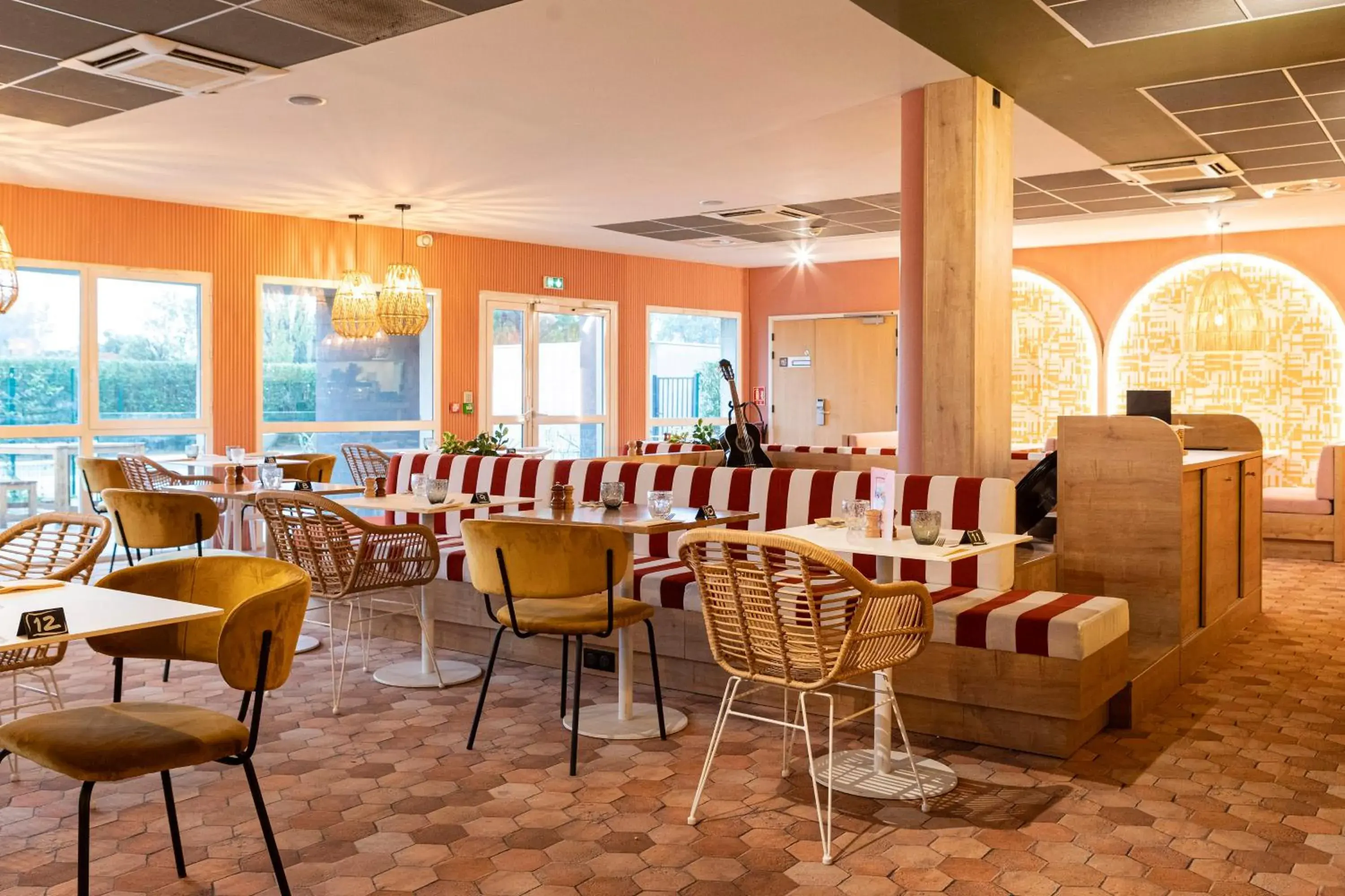 Restaurant/places to eat in ibis Istres Trigance Restaurant/places to eat in ibis Istres Trigance
