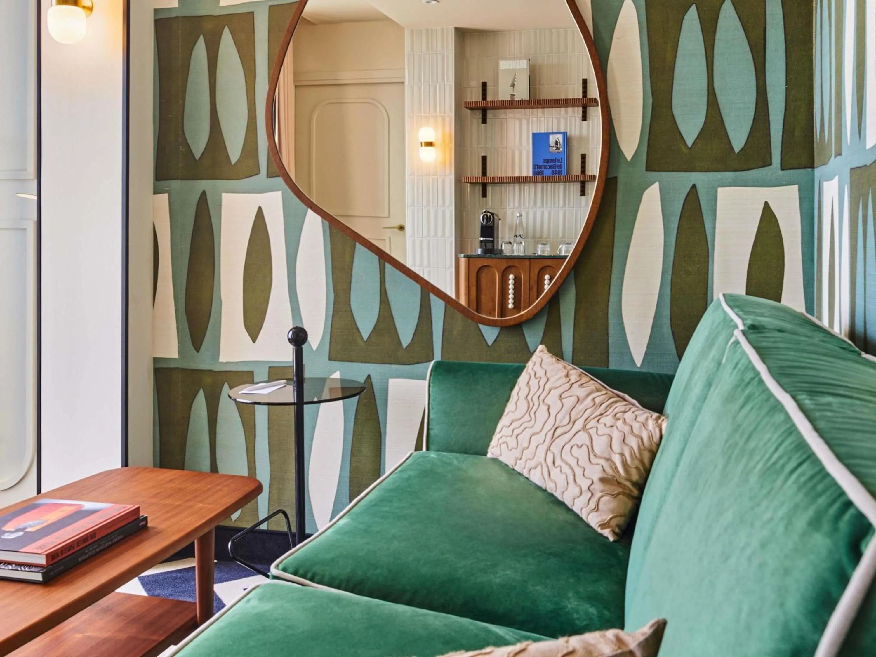 Bedroom in Mercure Paris Butte Montmartre Basilique