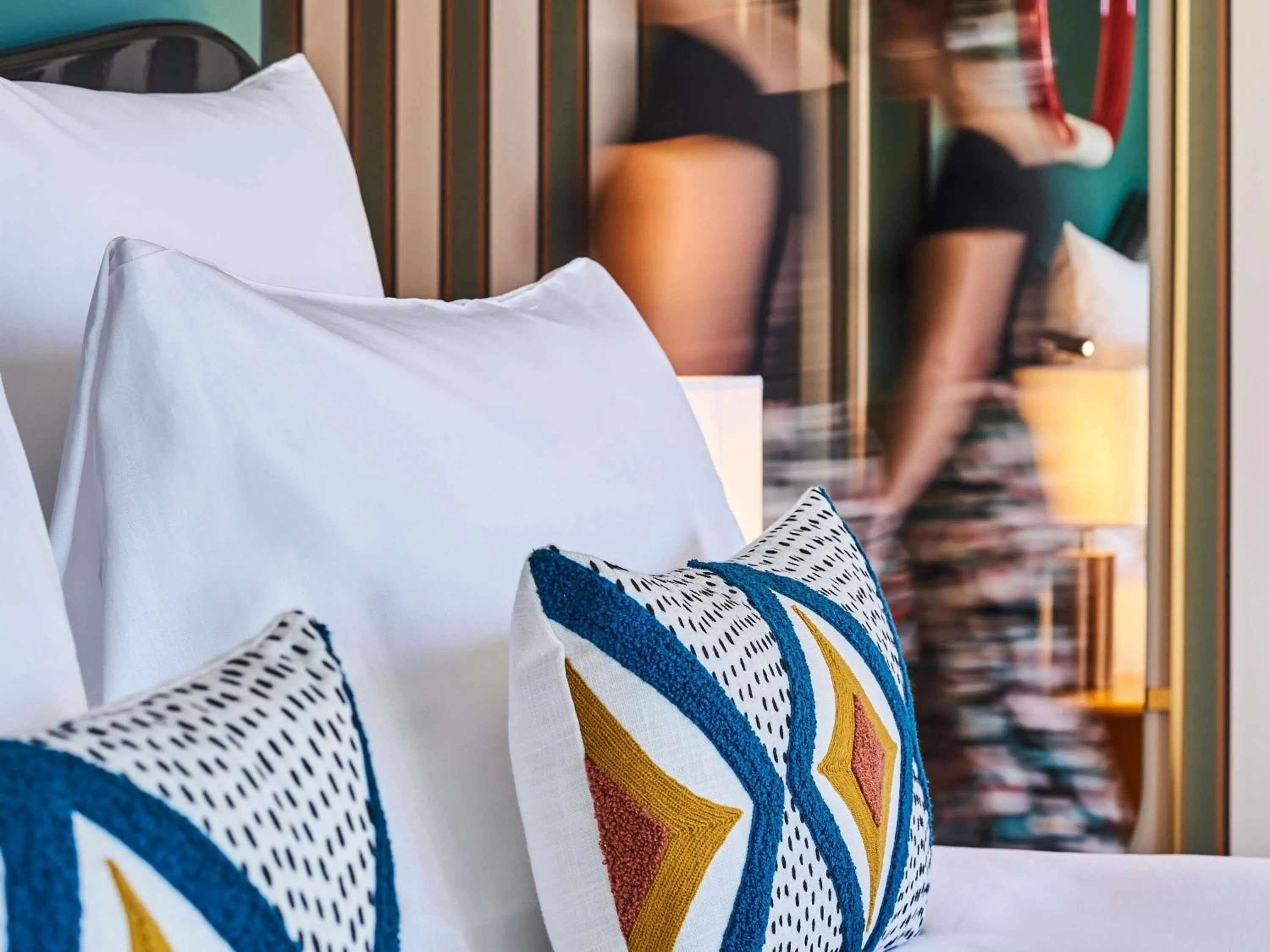 Bedroom, Bed in Mercure Paris Butte Montmartre Basilique