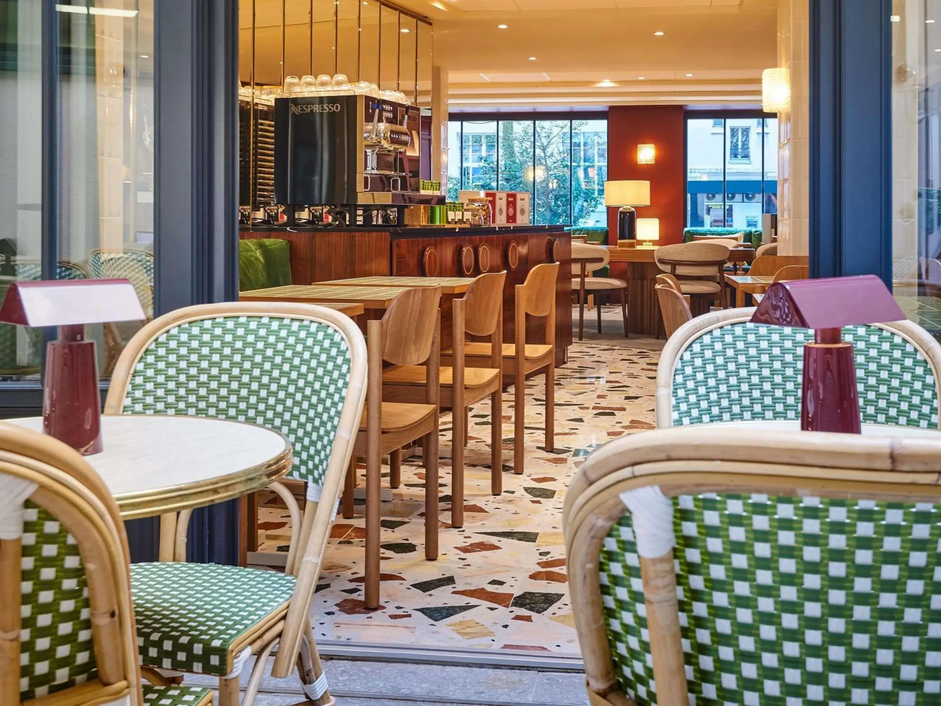 Property building in Mercure Paris Butte Montmartre Basilique Property building in Mercure Paris Butte Montmartre Basilique