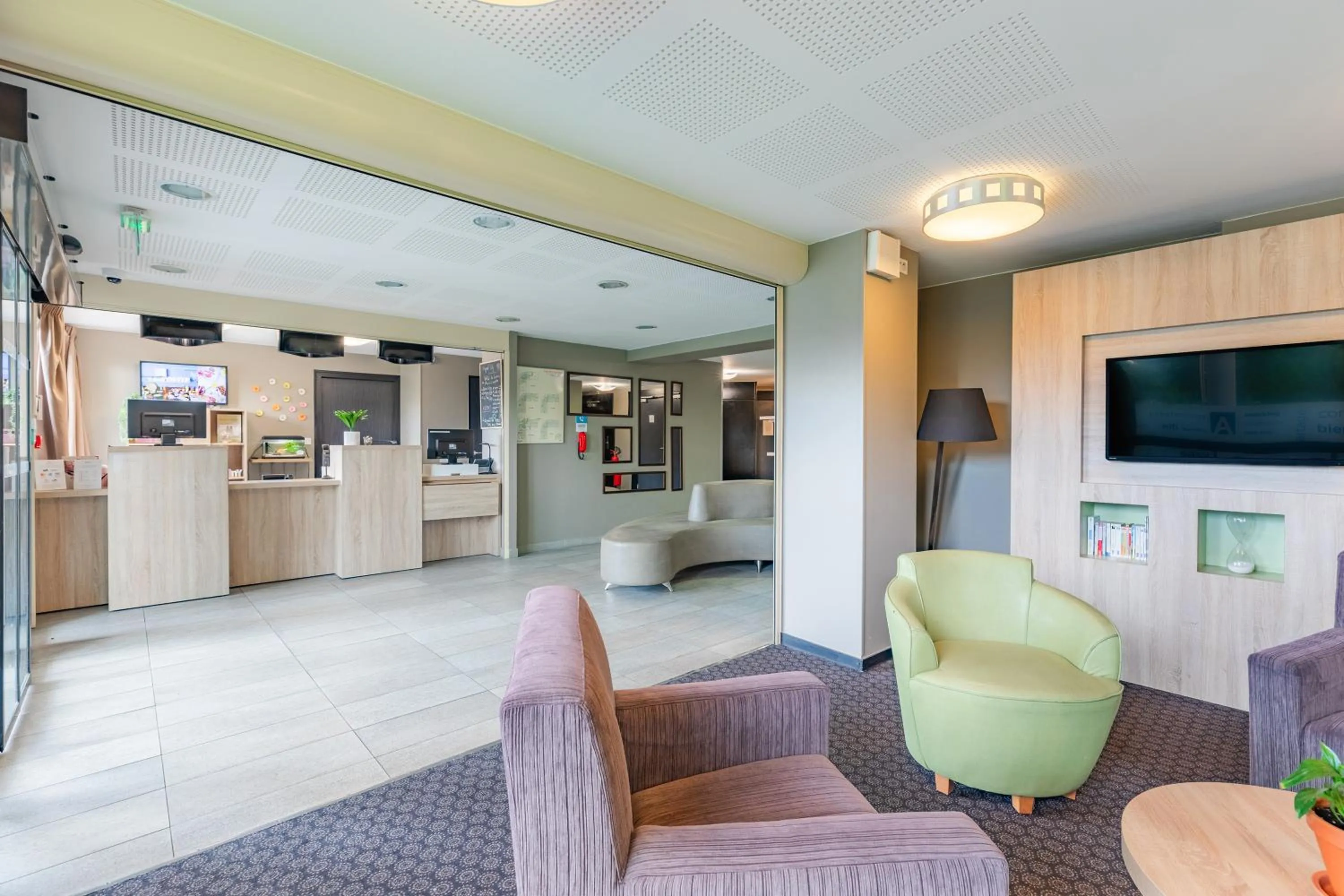 Lobby or reception in Appart'City Classic Reims Parc des Expositions