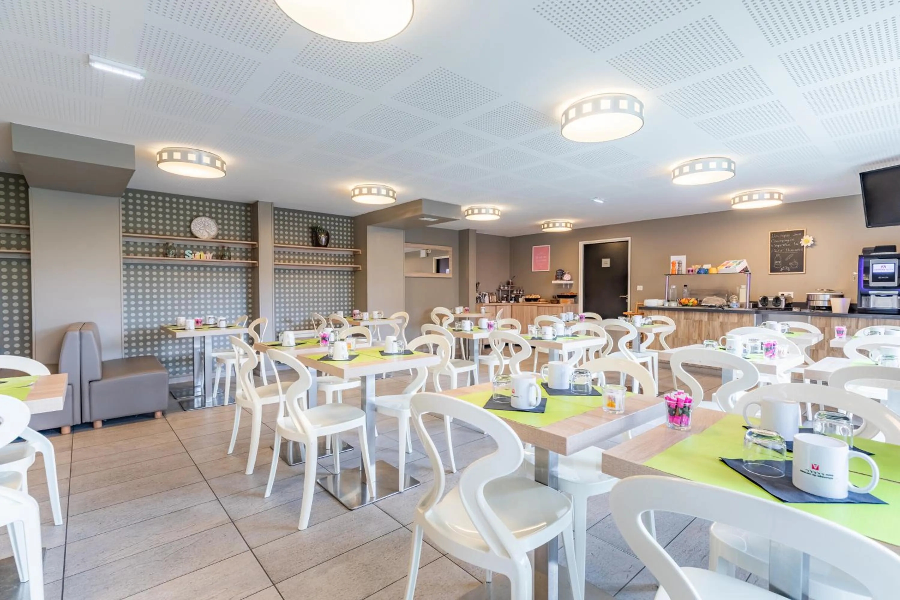 Breakfast in Appart'City Classic Reims Parc des Expositions