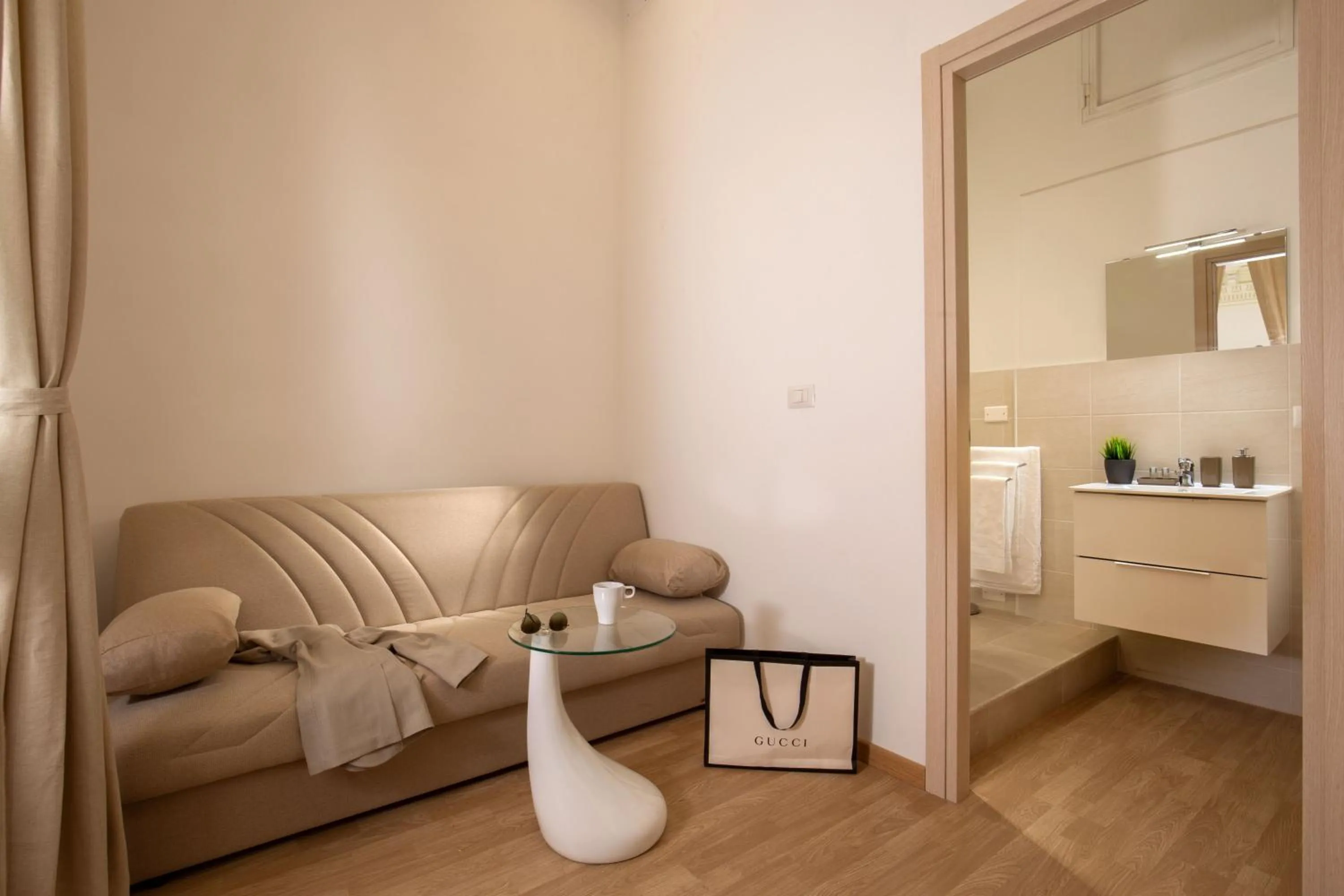 Living room in Domus Veneto Rome