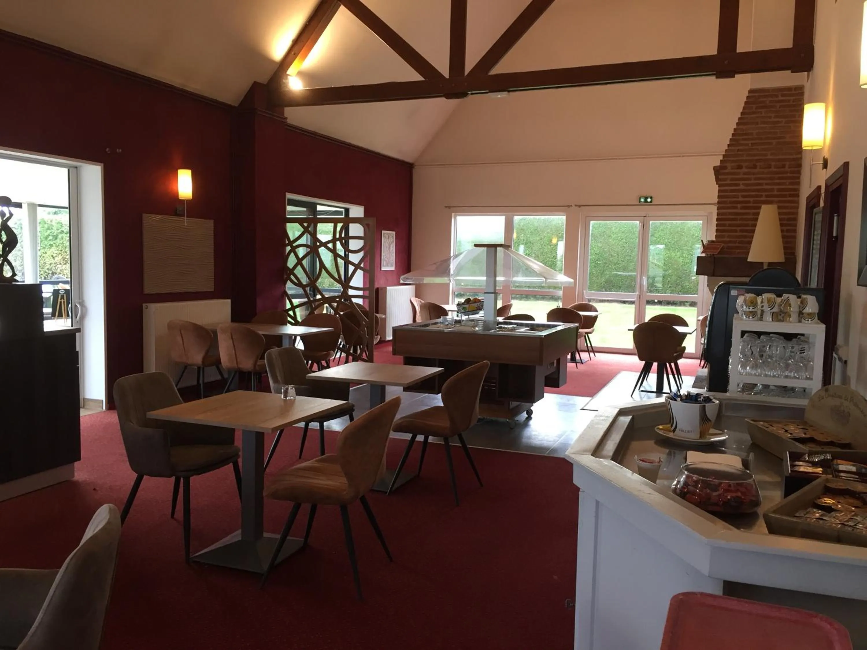 Property building in Le Pavillon de Rouen