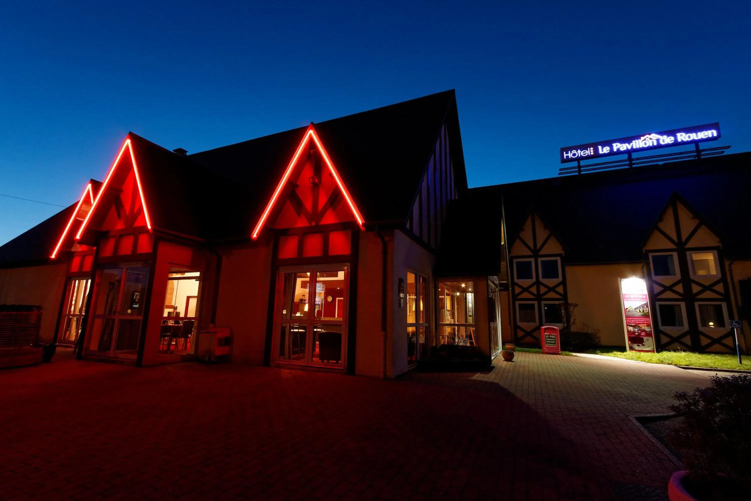 Property building in Le Pavillon de Rouen
