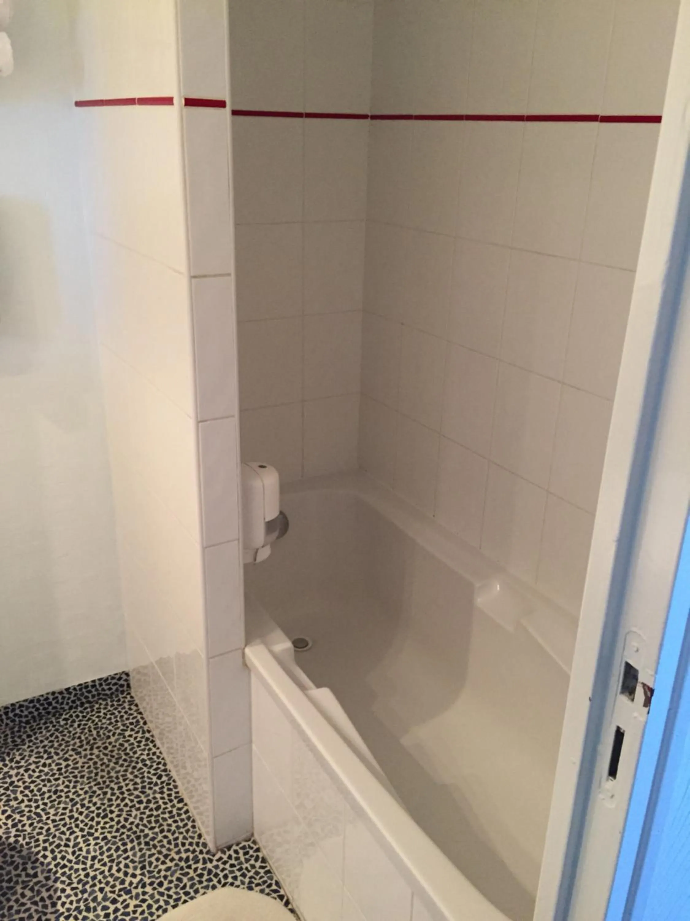 Property building in Le Pavillon de Rouen