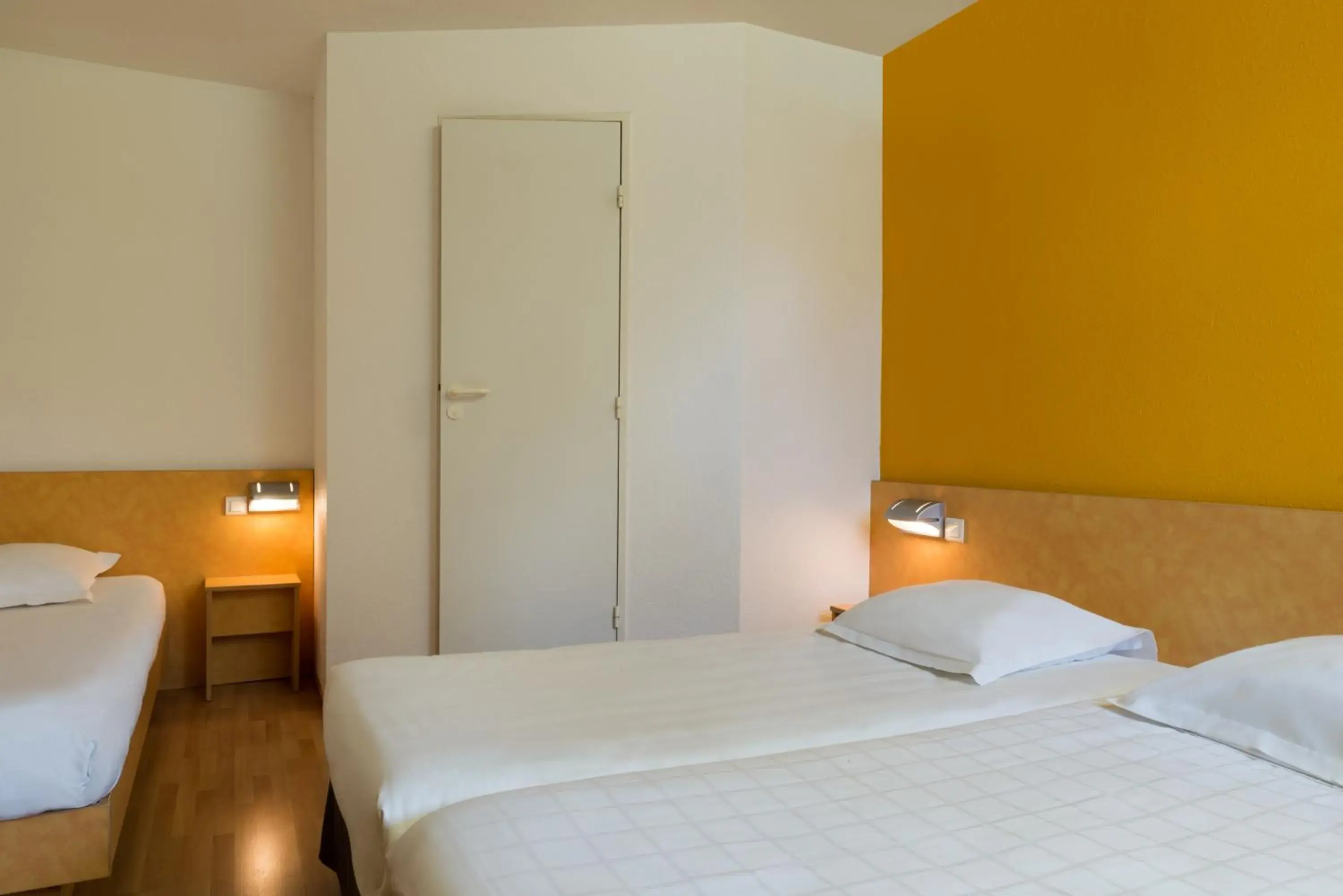 Bed in The Originals Access, Hôtel Saint-Flour Bed in The Originals Access, Hôtel Saint-Flour